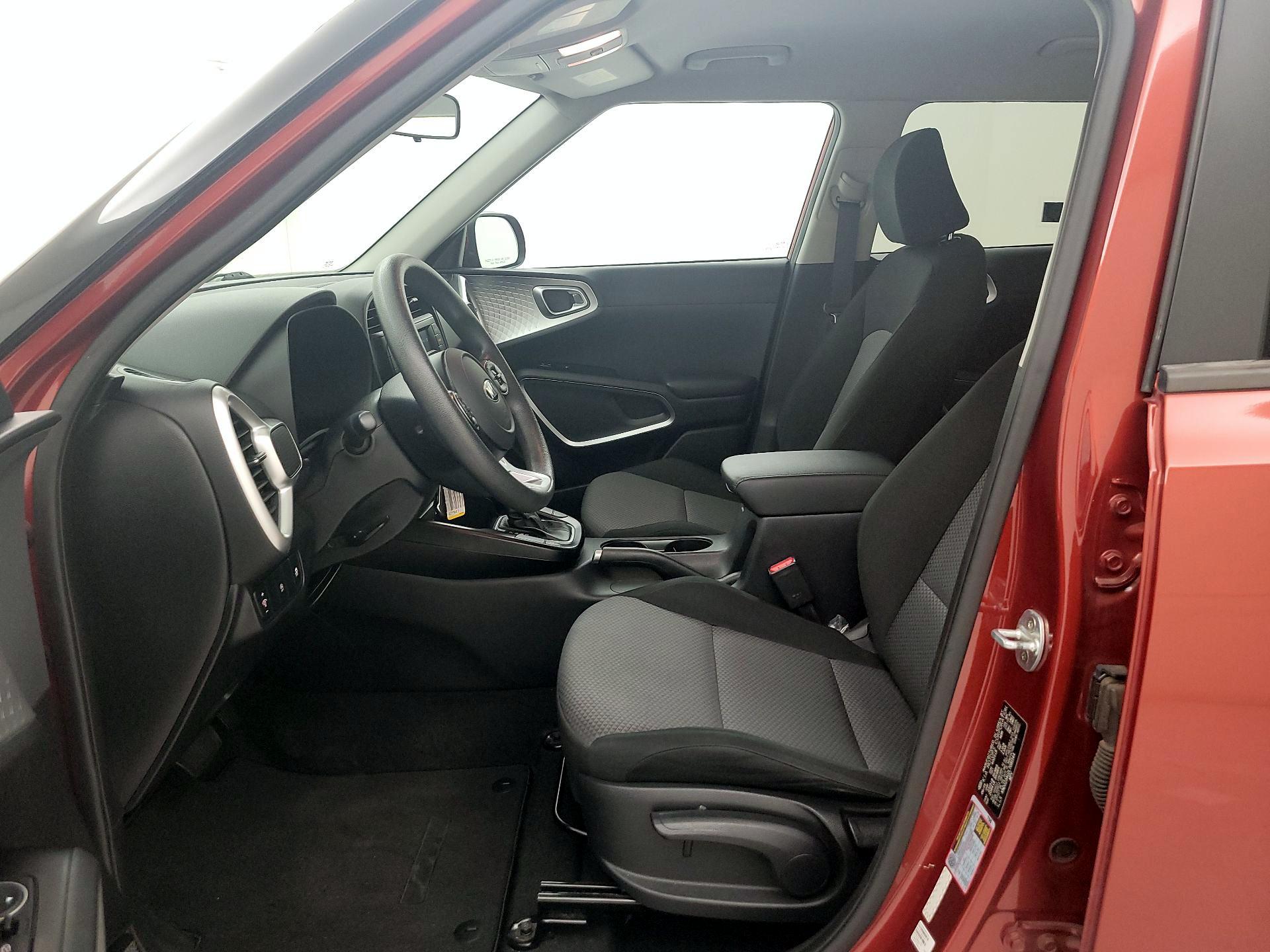 Thumbnail: 2020 Kia Soul - 11