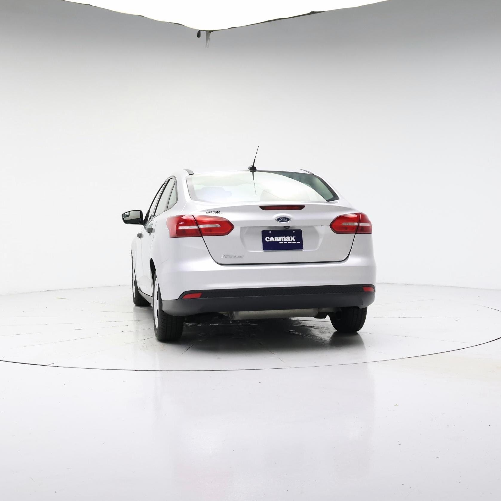 Thumbnail: 2017 Ford Focus - 6