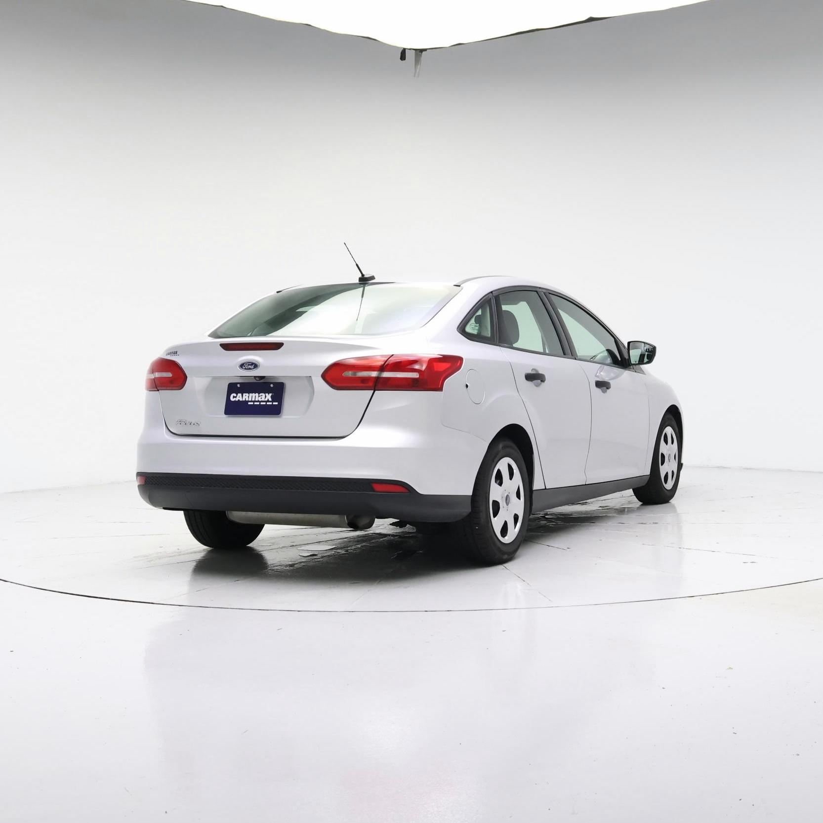 Thumbnail: 2017 Ford Focus - 8