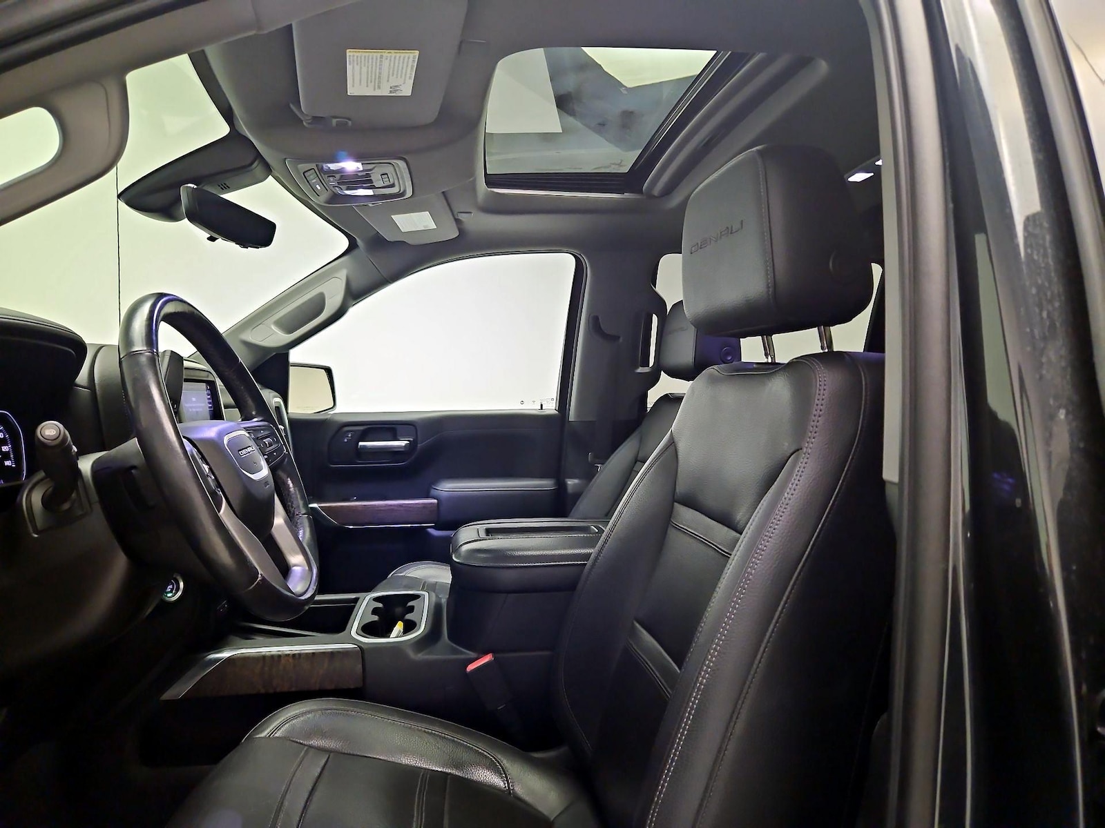Sunroof(s) & Overhead Airbags