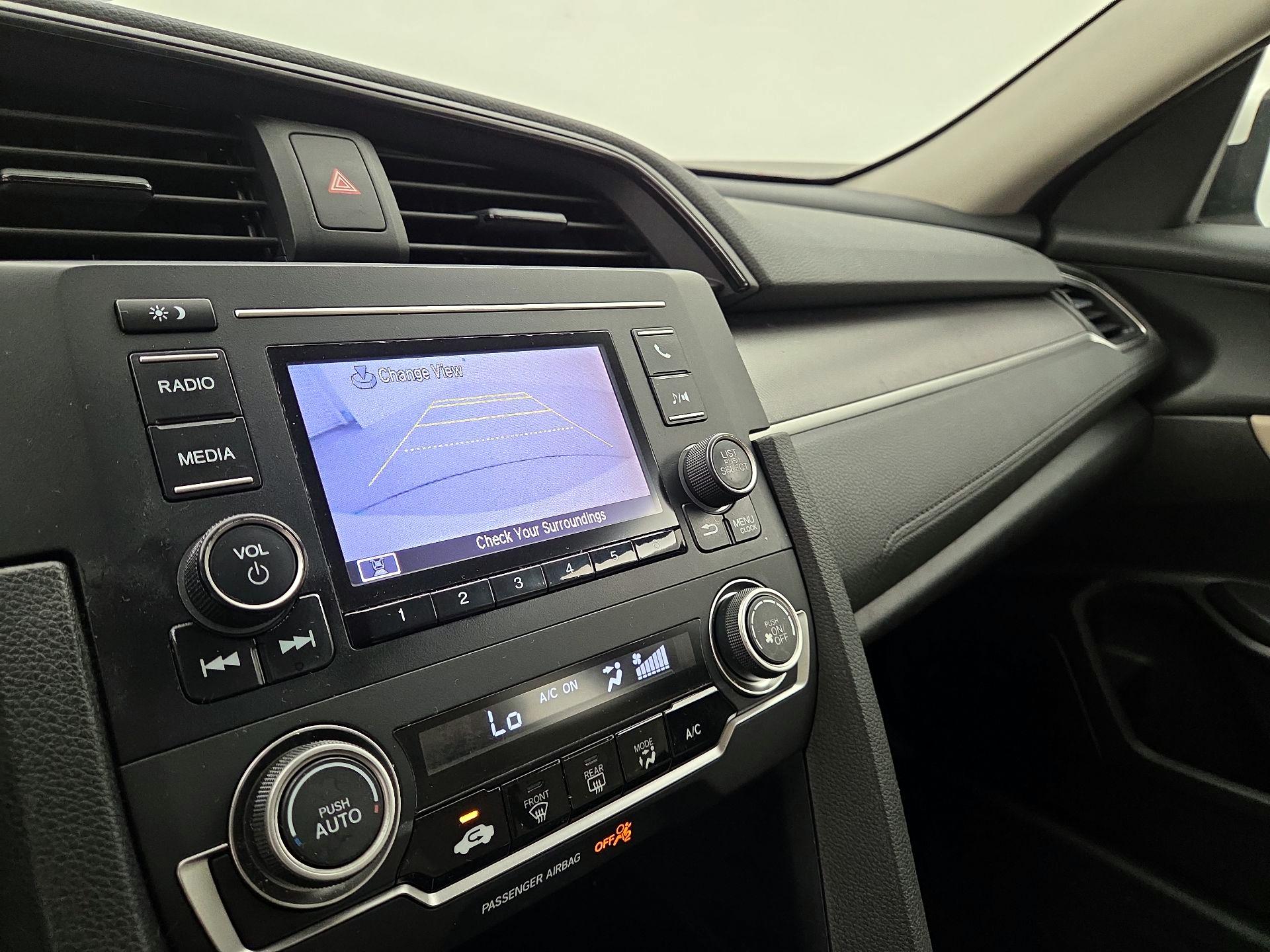 Thumbnail: 2016 Honda Civic - 13