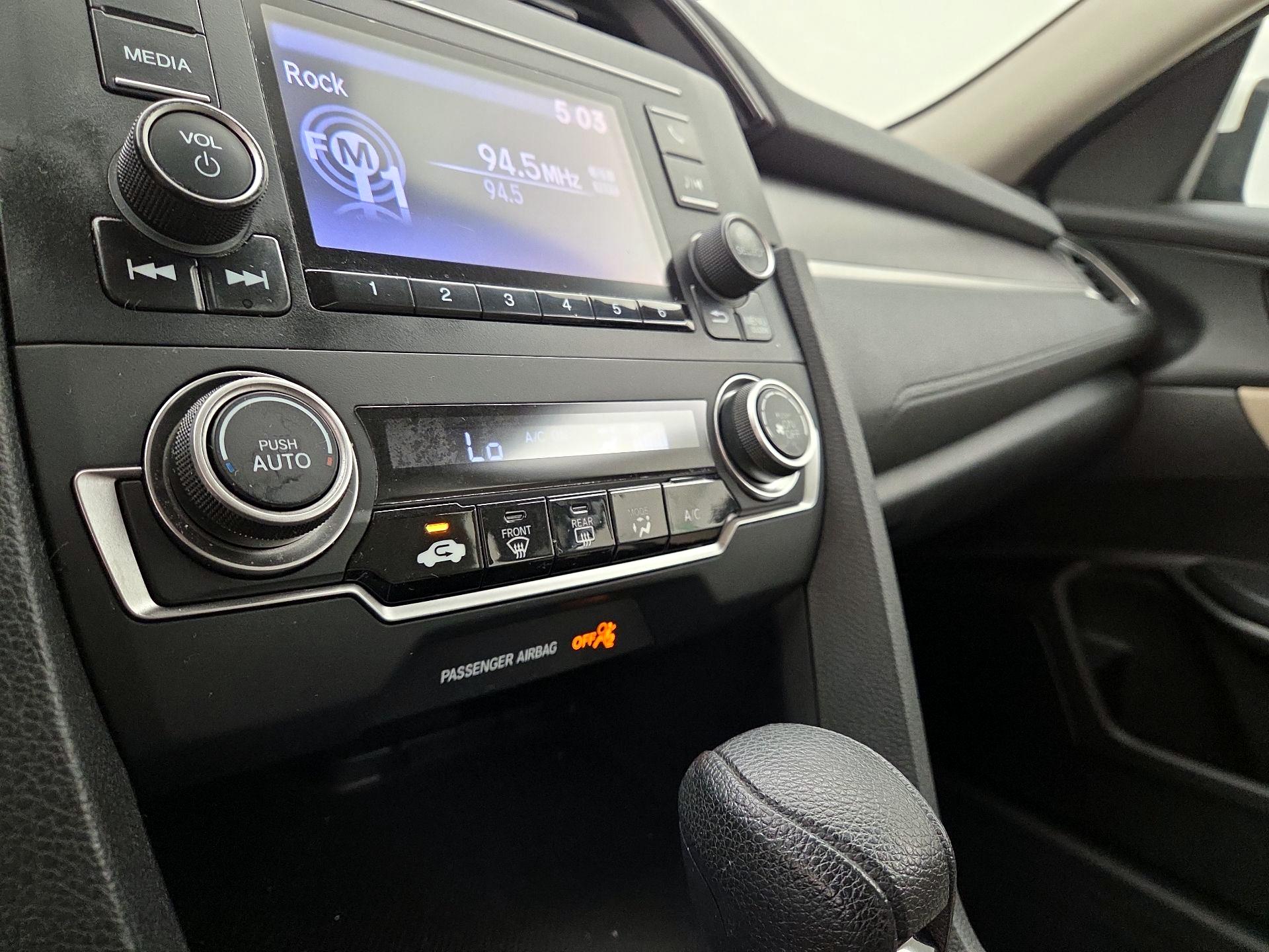 Thumbnail: 2016 Honda Civic - 15