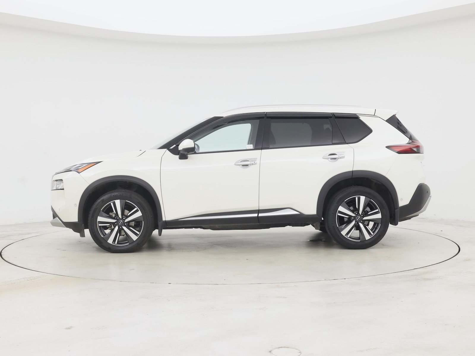 2023 Nissan Rogue Platinum - Photo 4