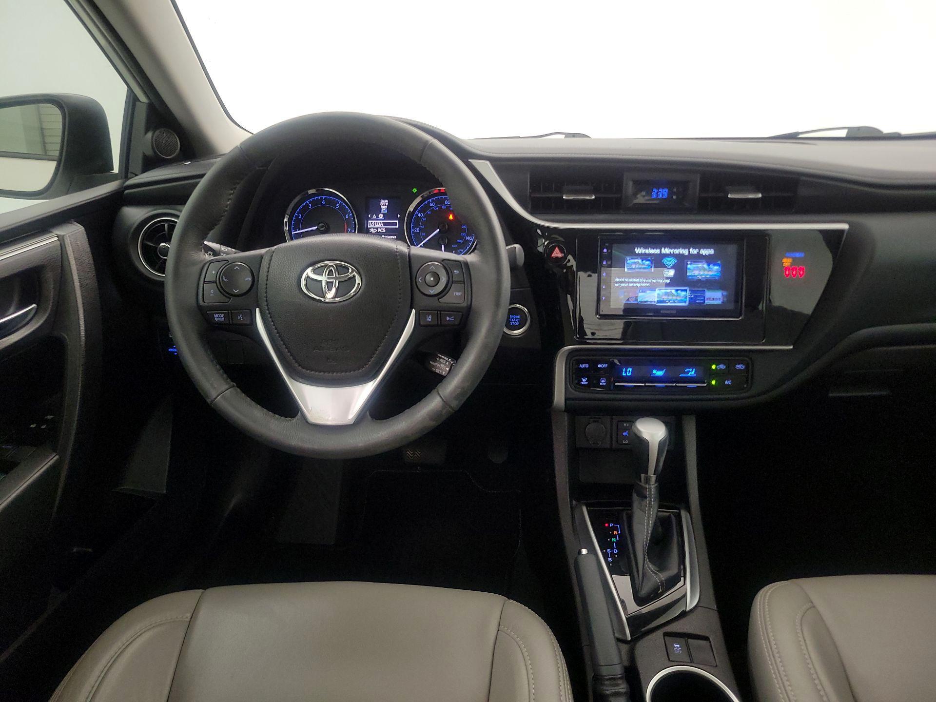 Thumbnail: 2018 Toyota Corolla - 10