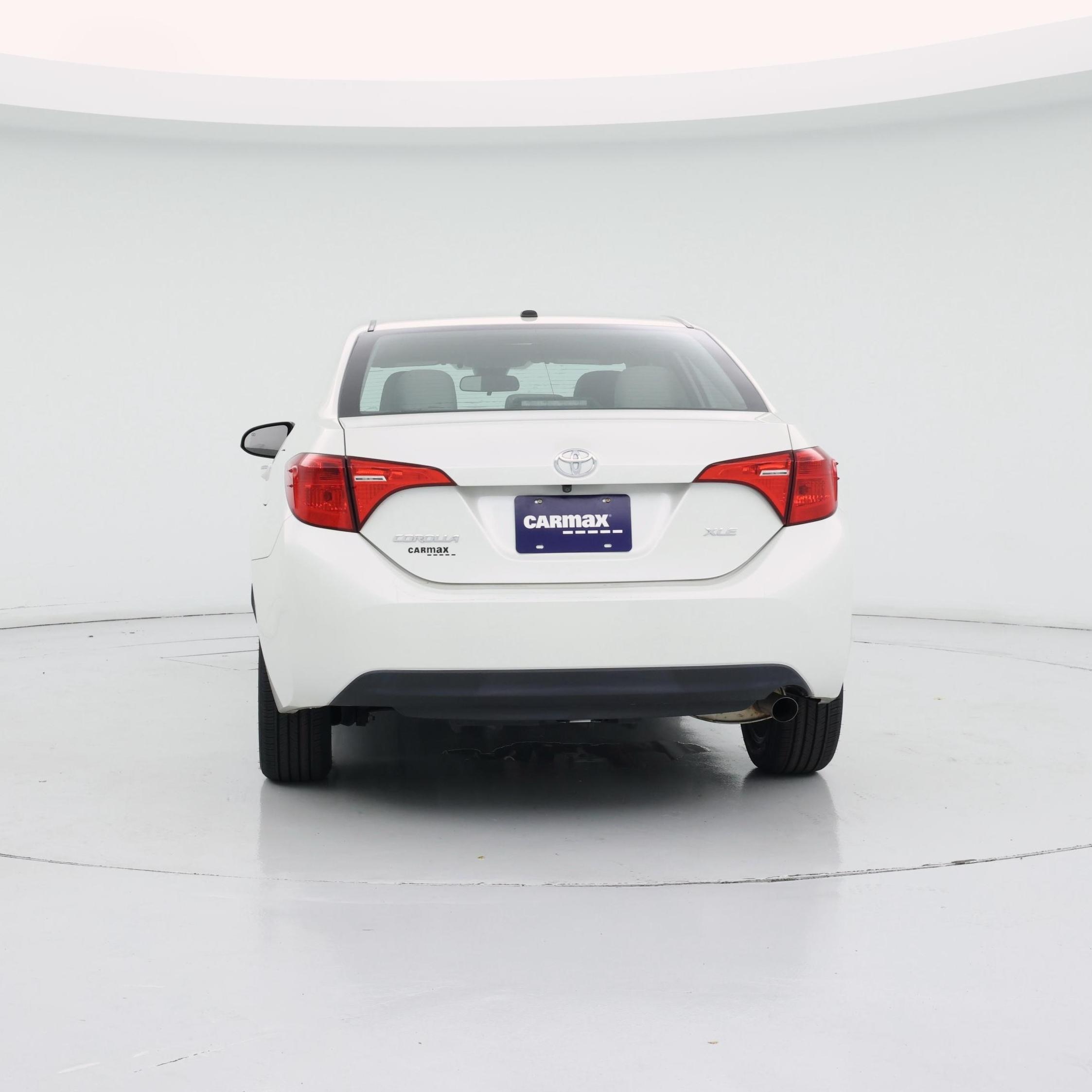 Thumbnail: 2018 Toyota Corolla - 6