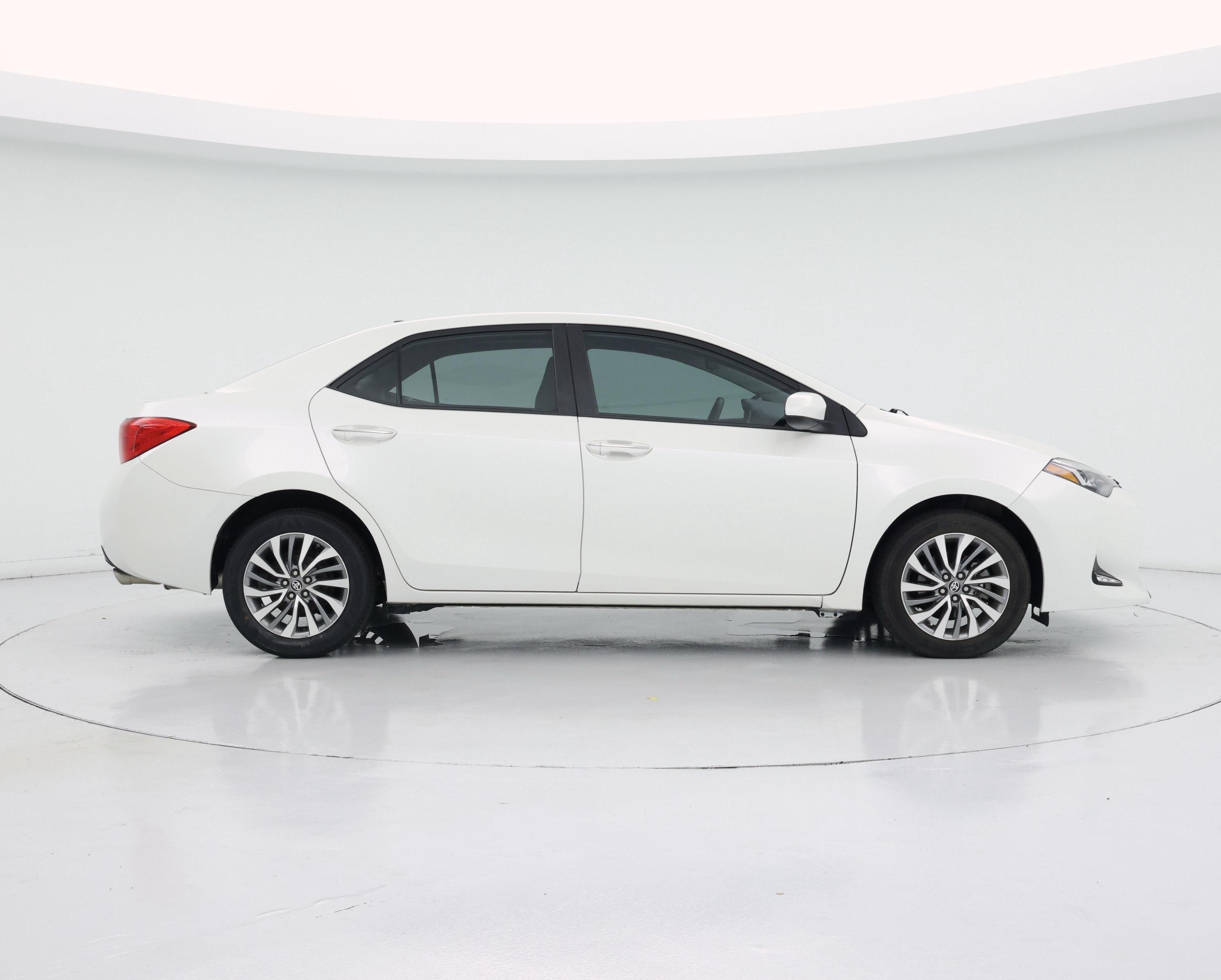 Thumbnail: 2018 Toyota Corolla - 7