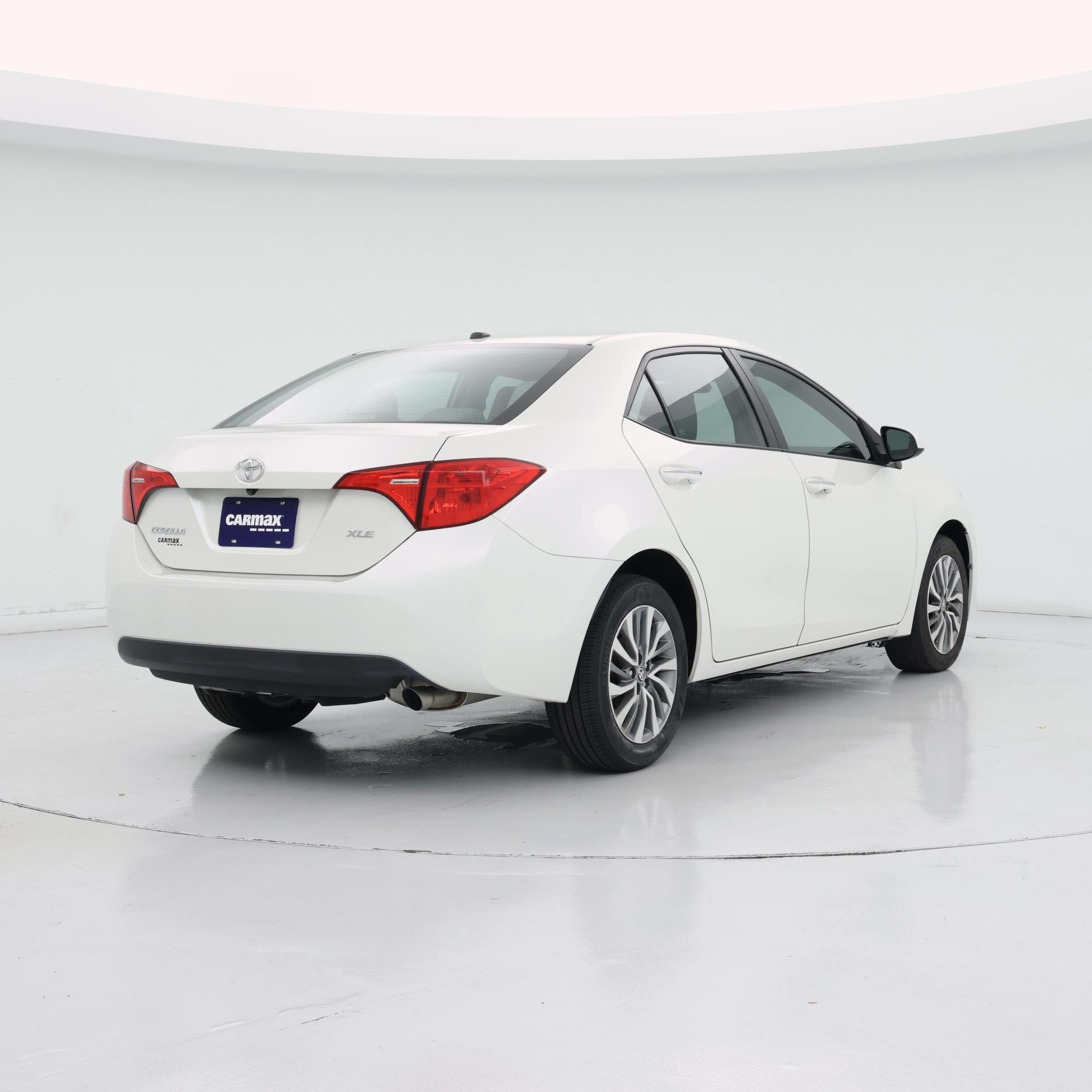 Thumbnail: 2018 Toyota Corolla - 8