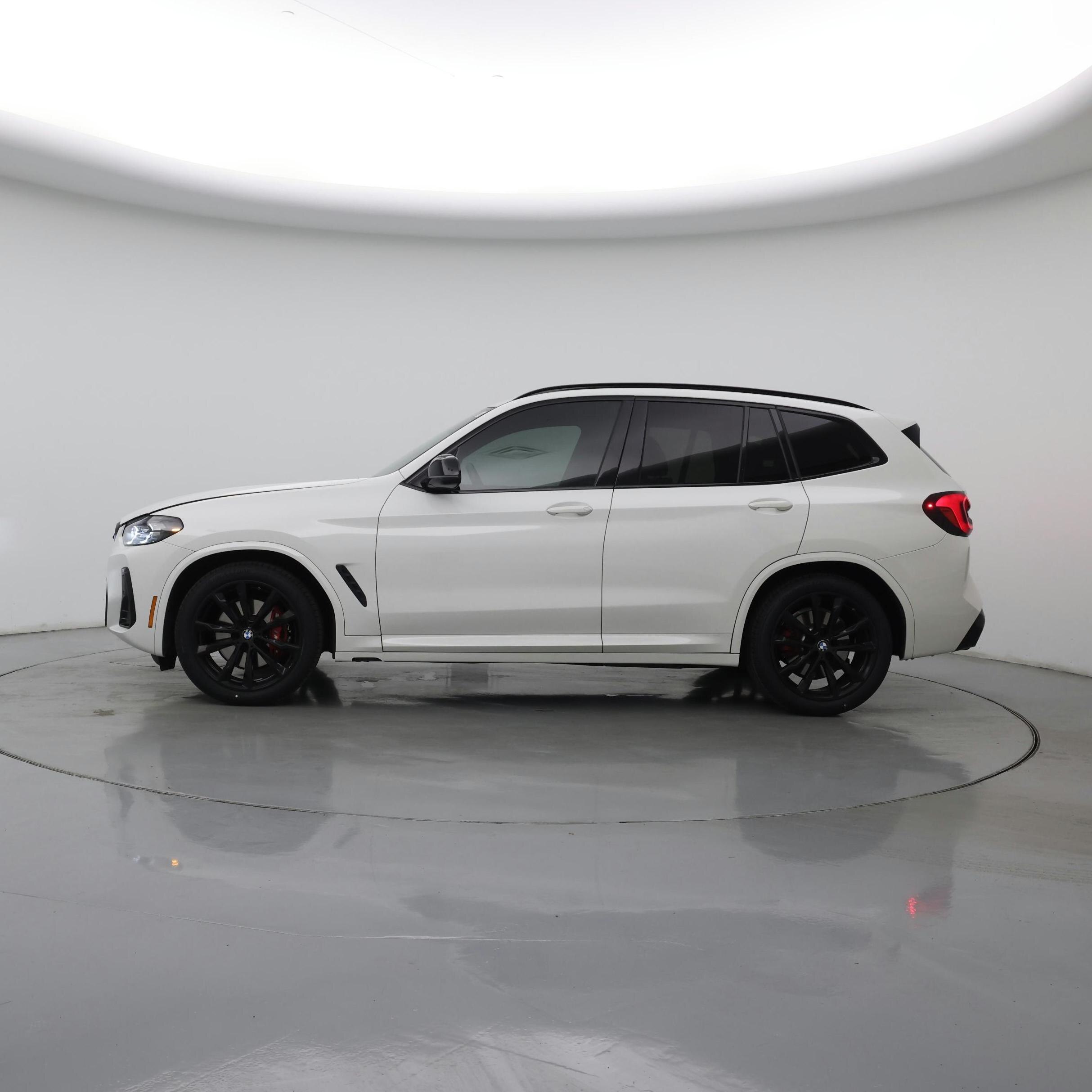 Thumbnail: 2022 BMW X3 - 3