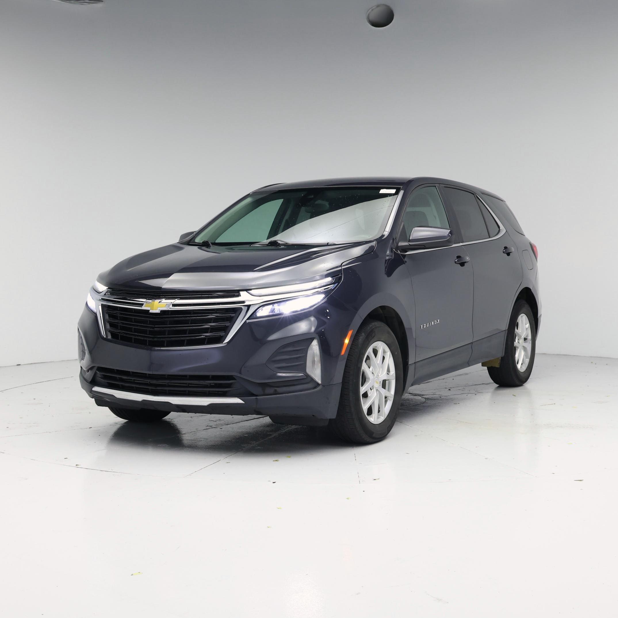 Thumbnail: 2022 Chevrolet Equinox - 4