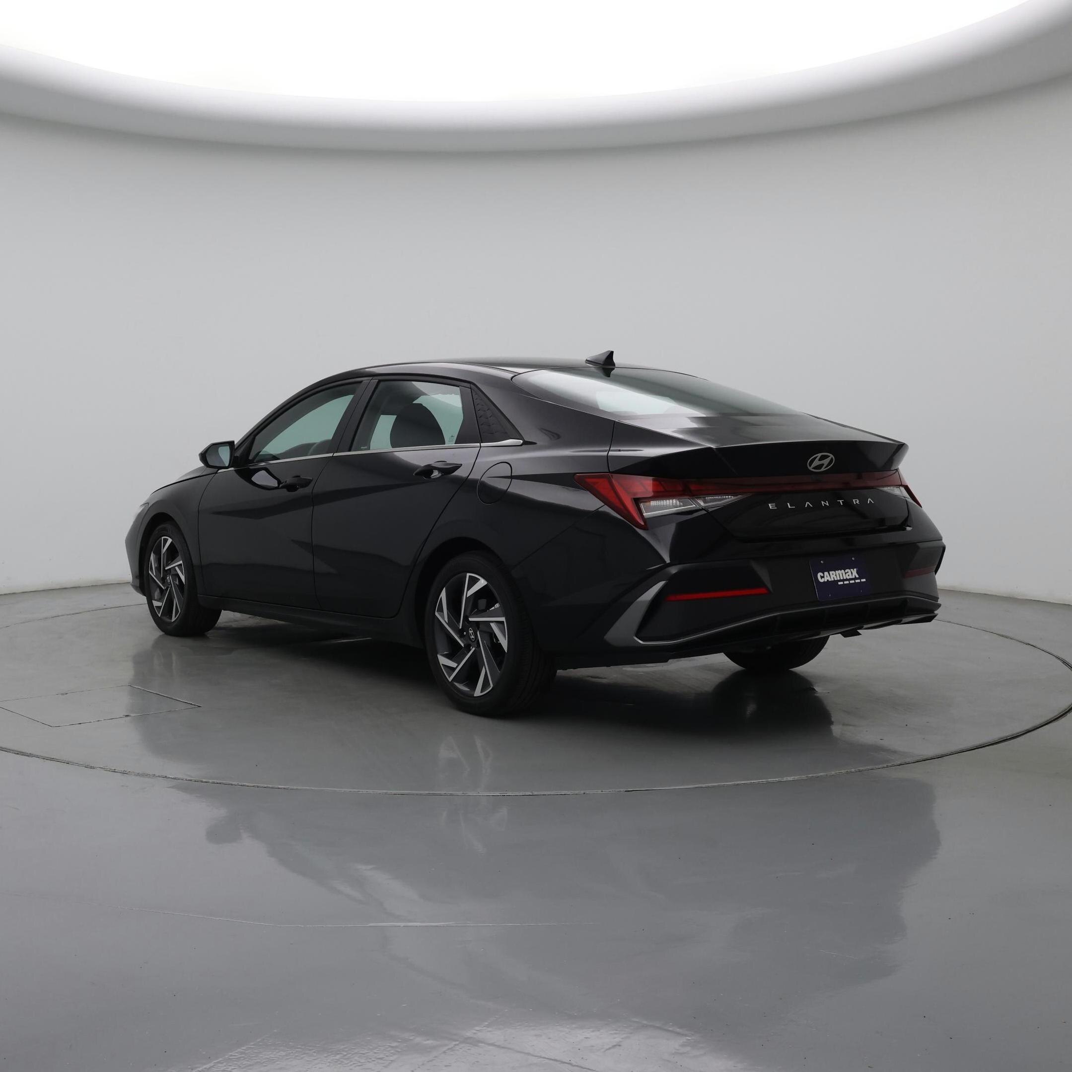 Thumbnail: 2025 Hyundai Elantra - 2