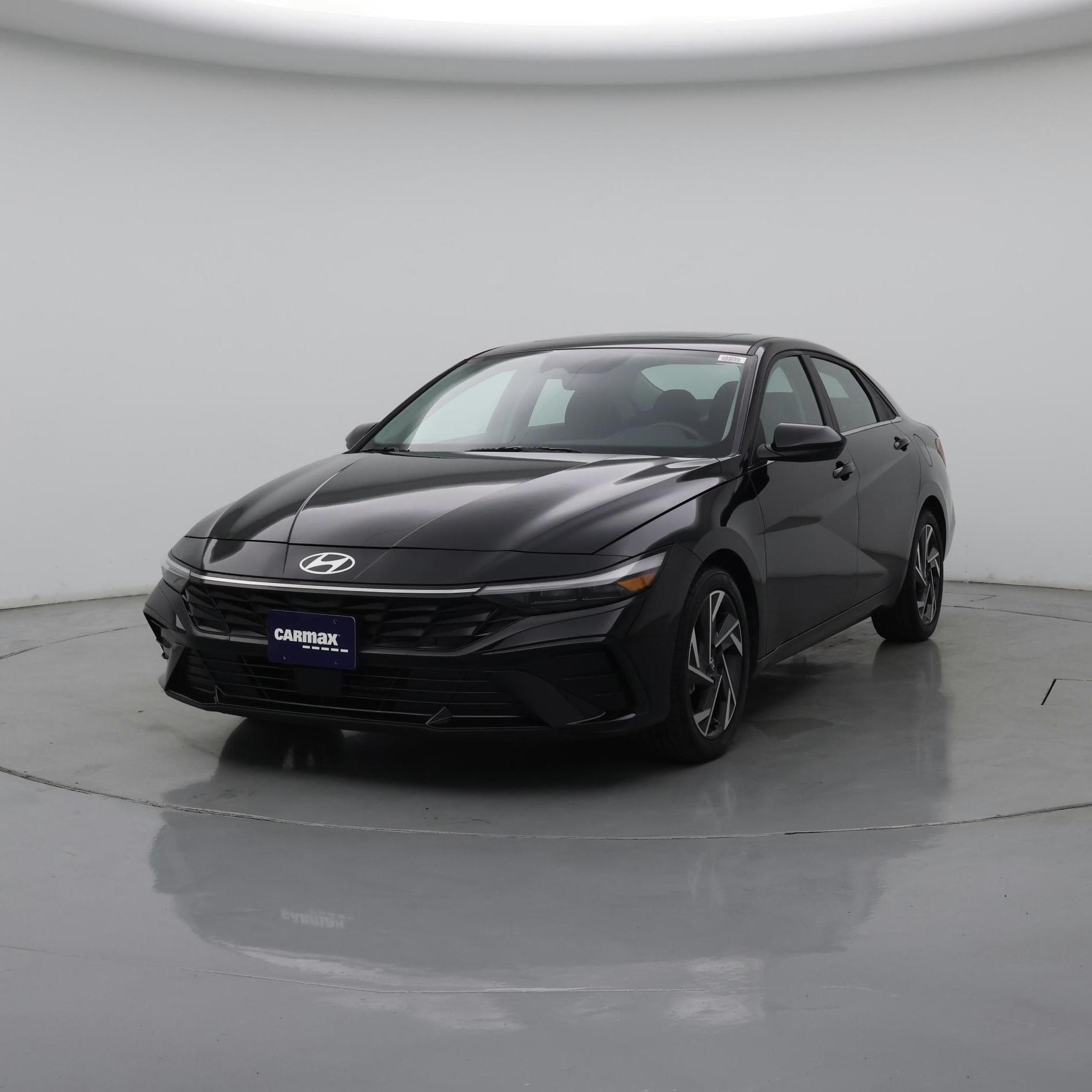 Thumbnail: 2025 Hyundai Elantra - 4