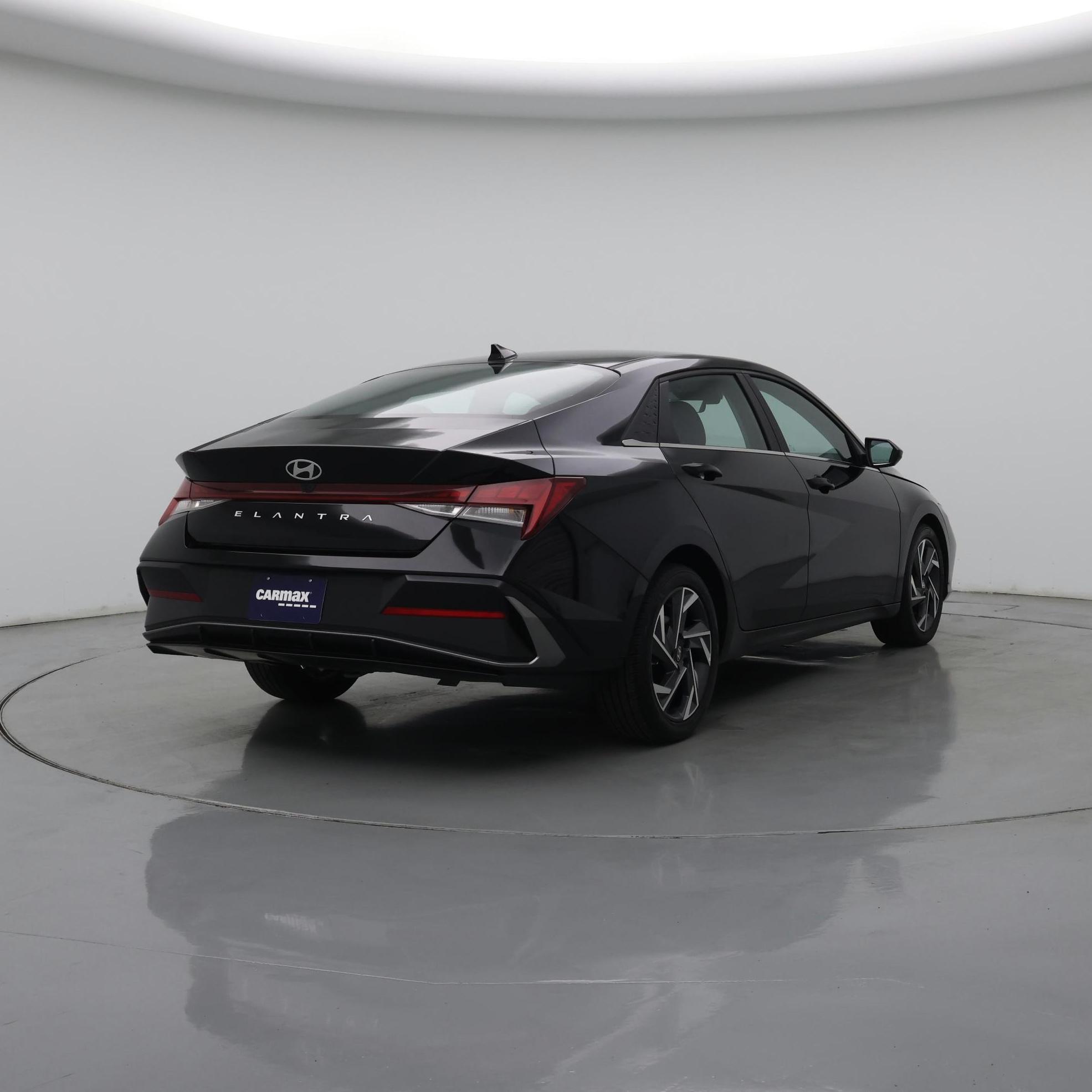 Thumbnail: 2025 Hyundai Elantra - 8