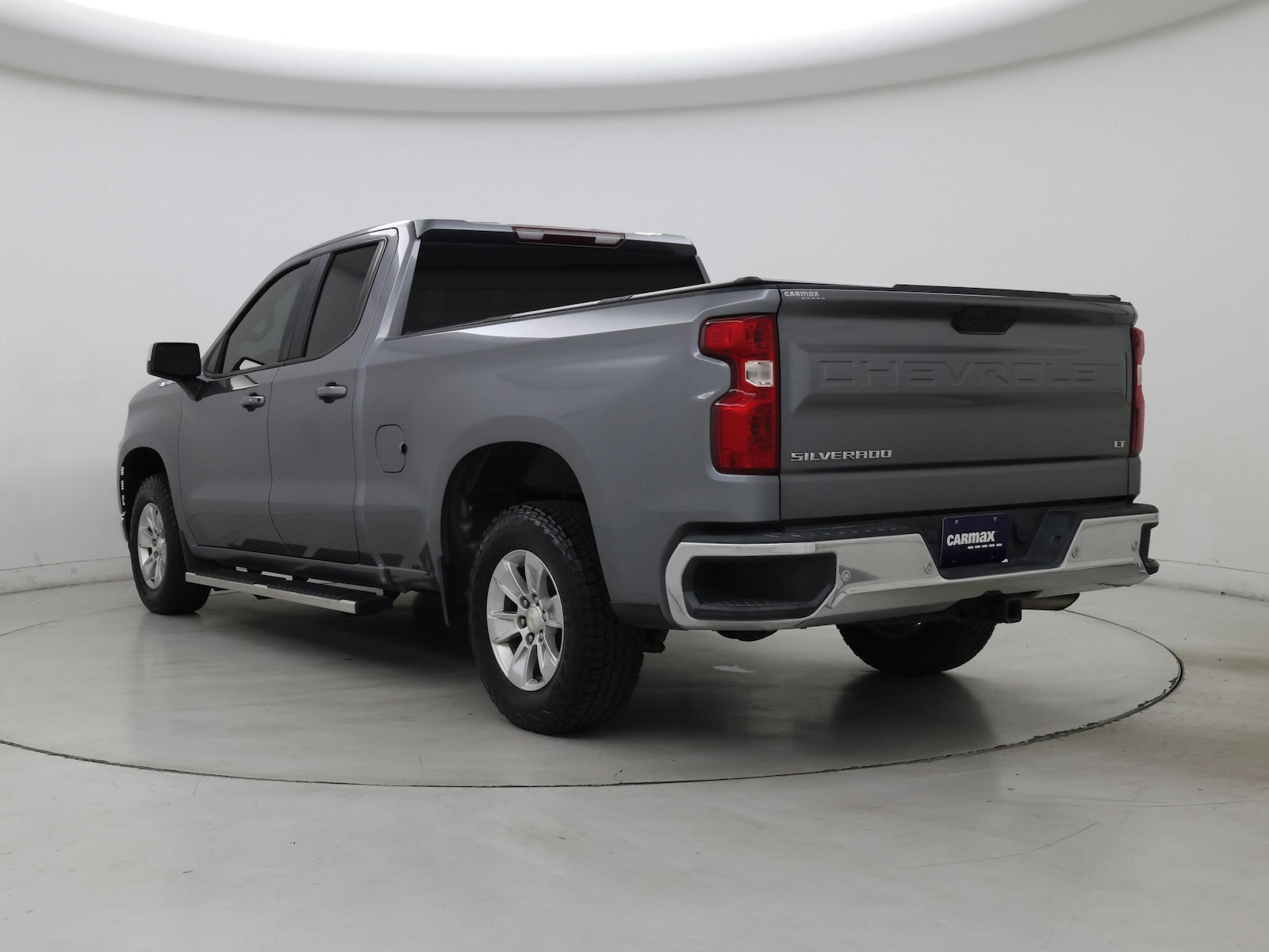 2020 Chevrolet Silverado 1500 LT - Photo 3