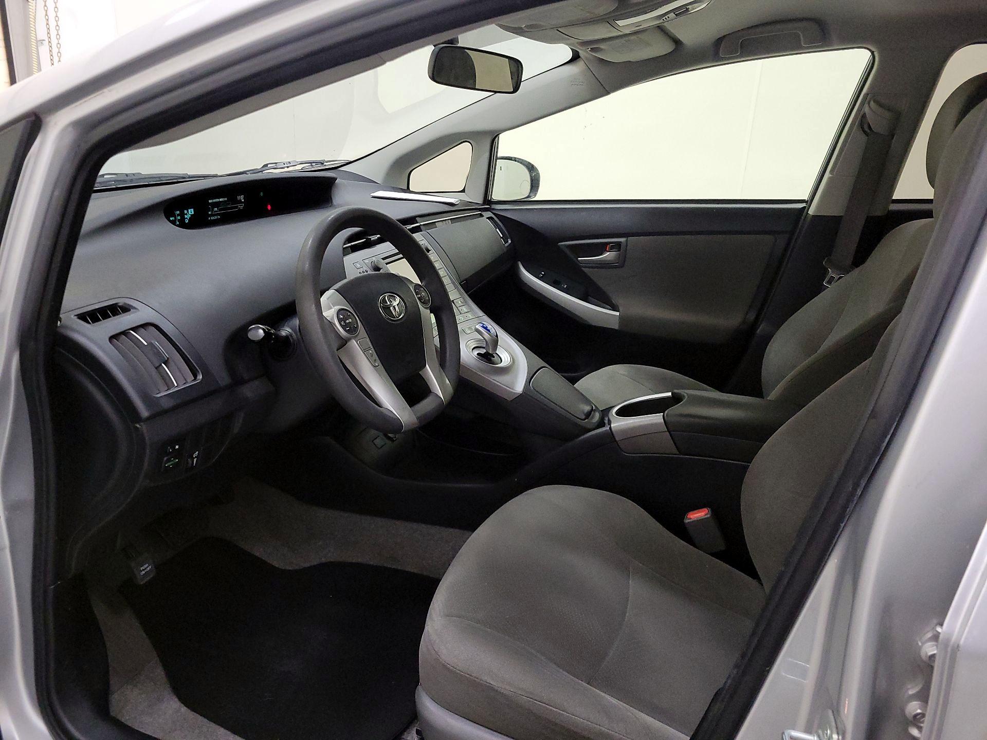 Thumbnail: 2015 Toyota Prius - 11