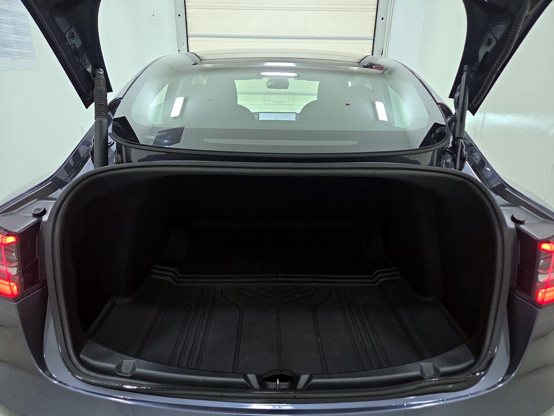 Thumbnail: 2022 Tesla Model 3 - 20