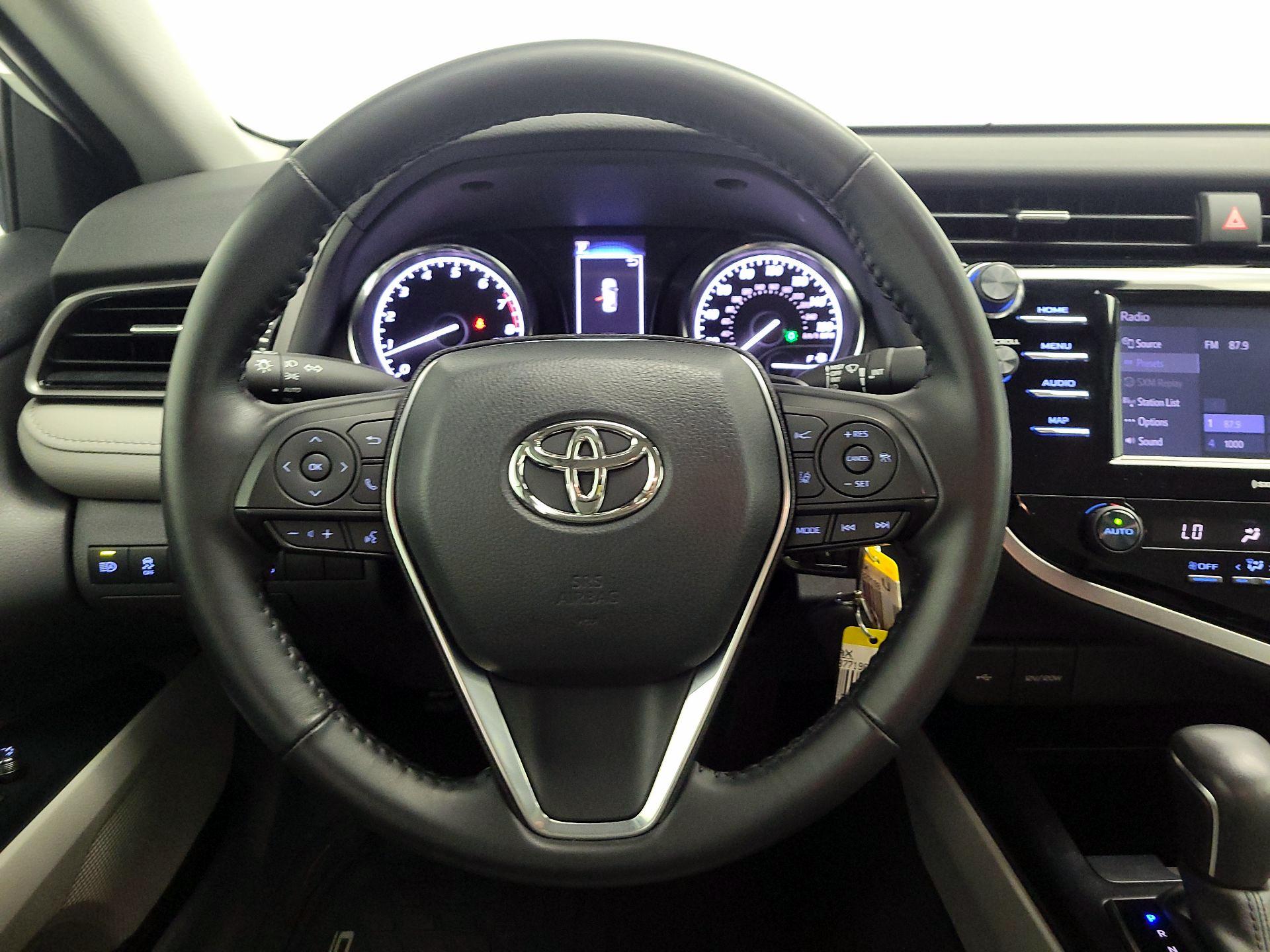 Thumbnail: 2020 Toyota Camry - 10