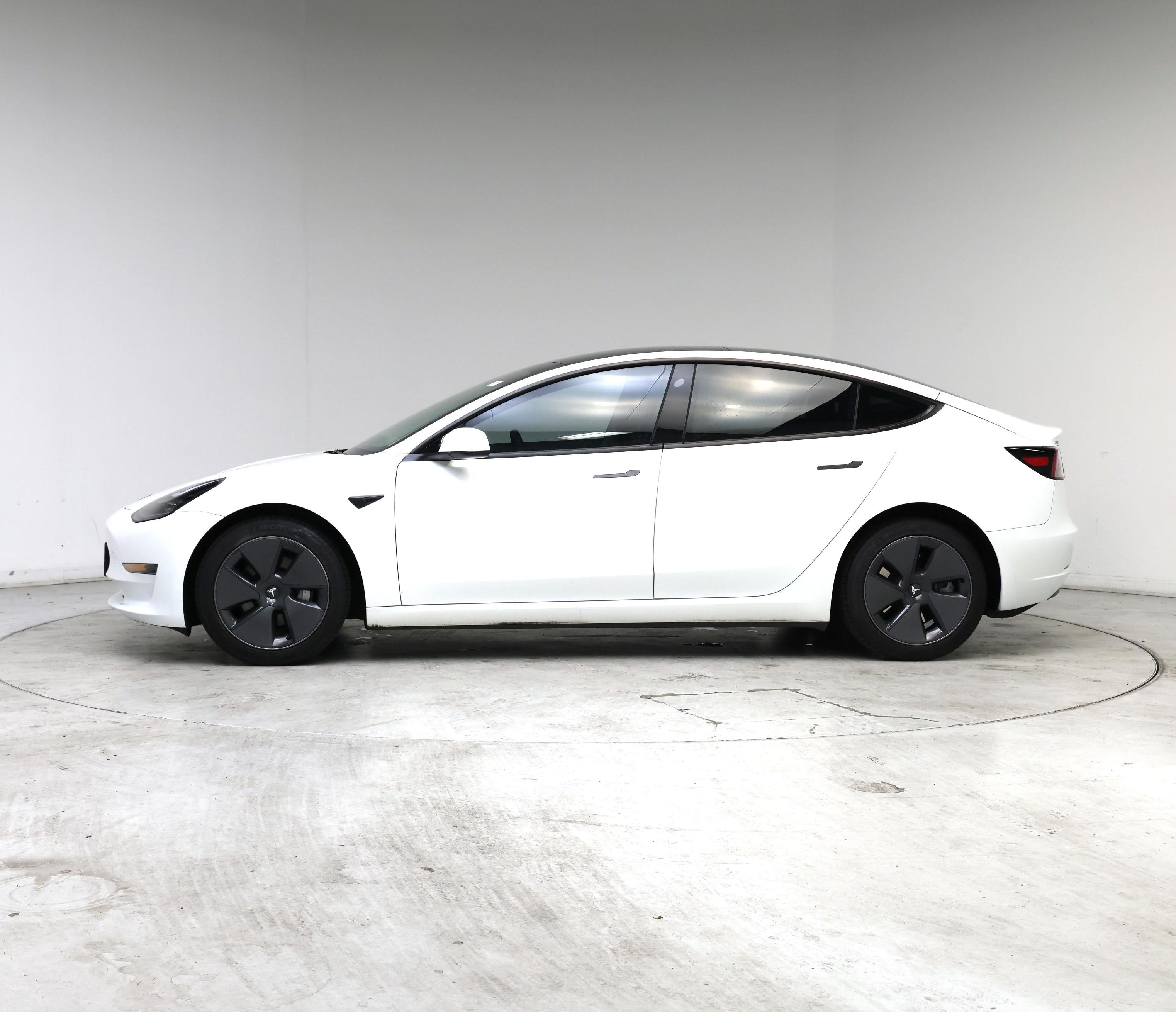 Thumbnail: 2023 Tesla Model 3 - 3