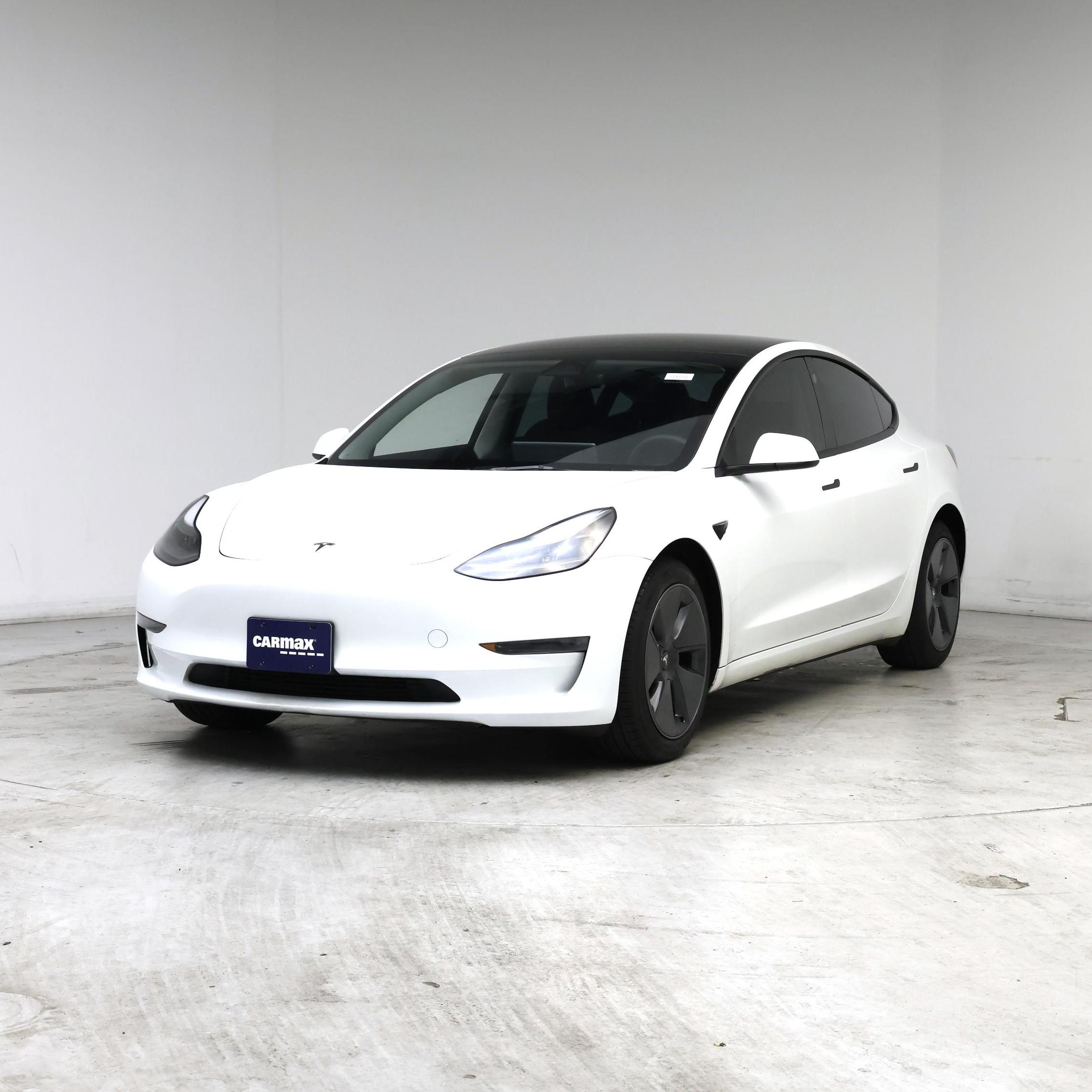 Thumbnail: 2023 Tesla Model 3 - 4