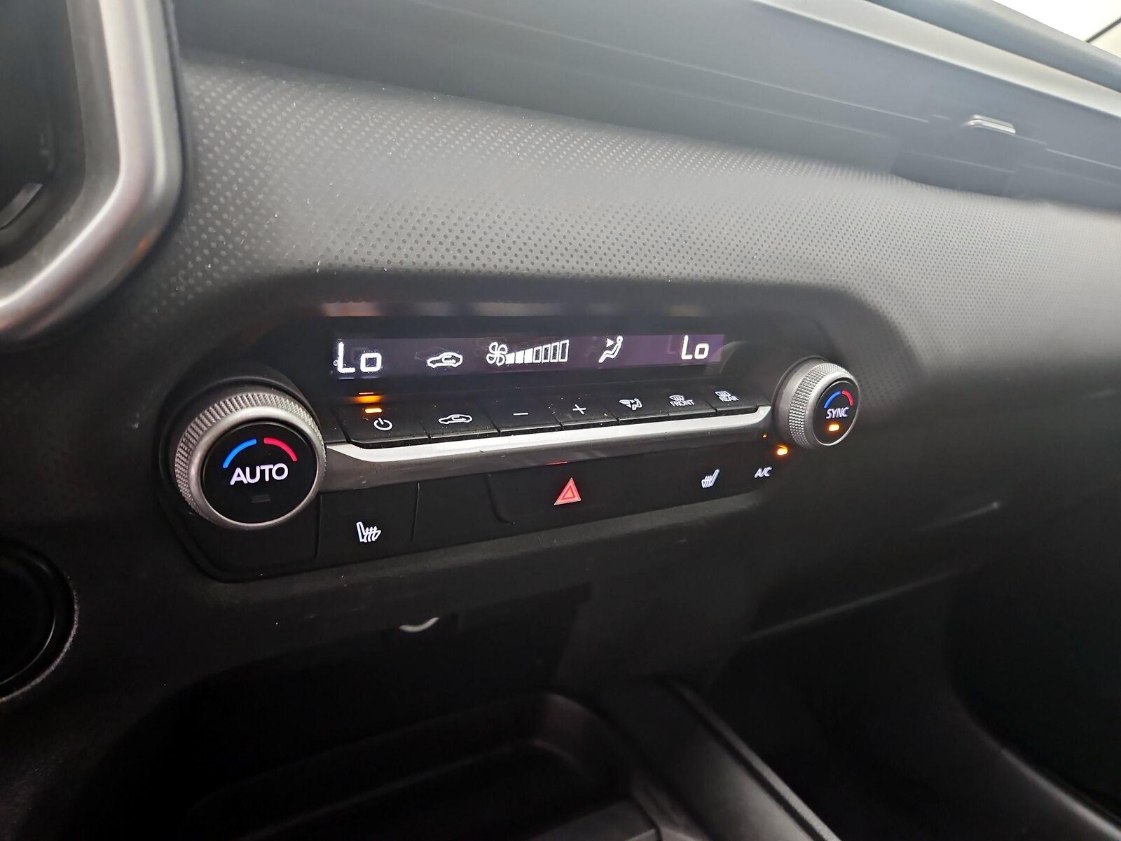 2024 Mazda CX-50 S PREMIUM - Photo 18