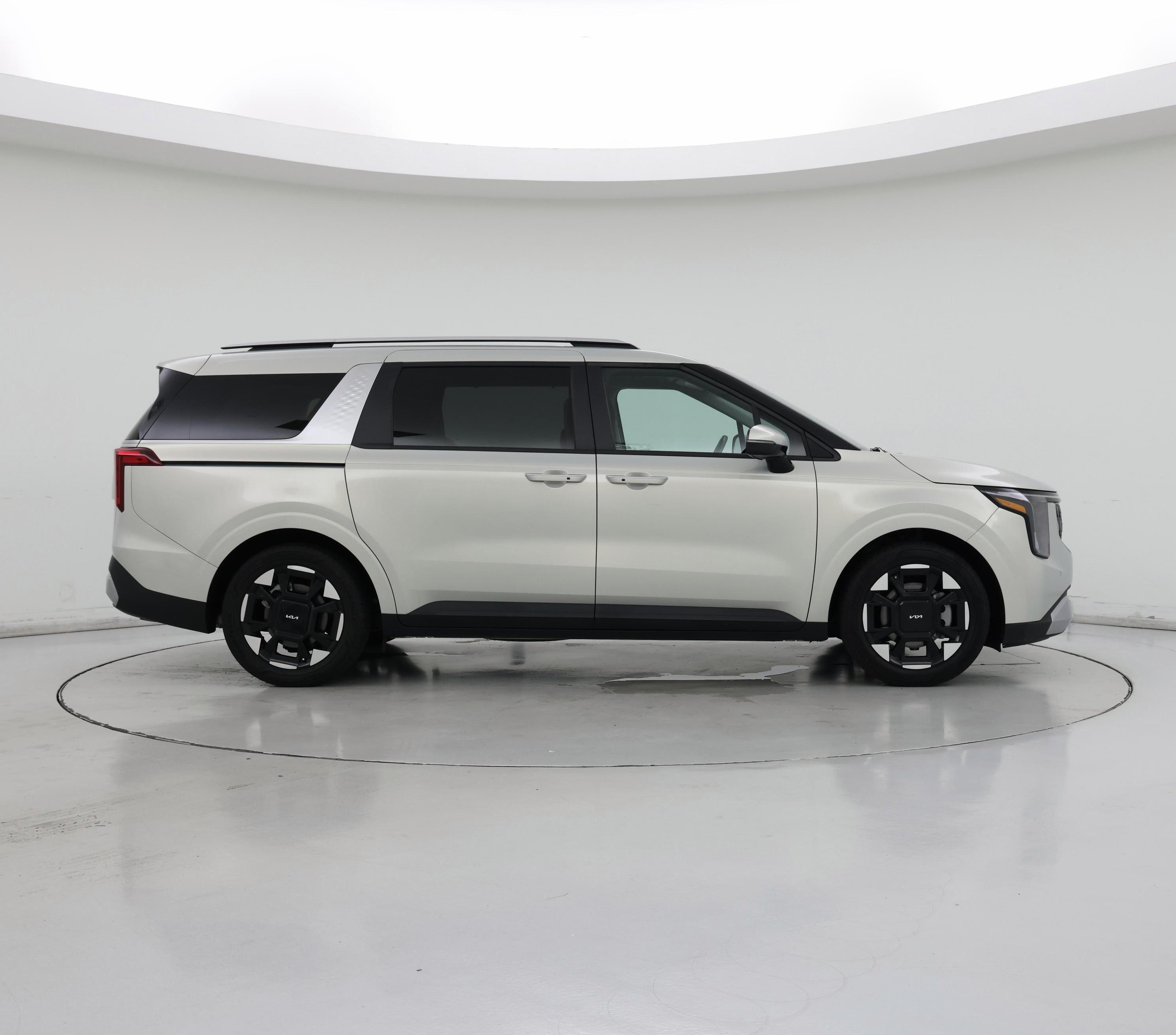 Thumbnail: 2025 Kia Carnival - 7