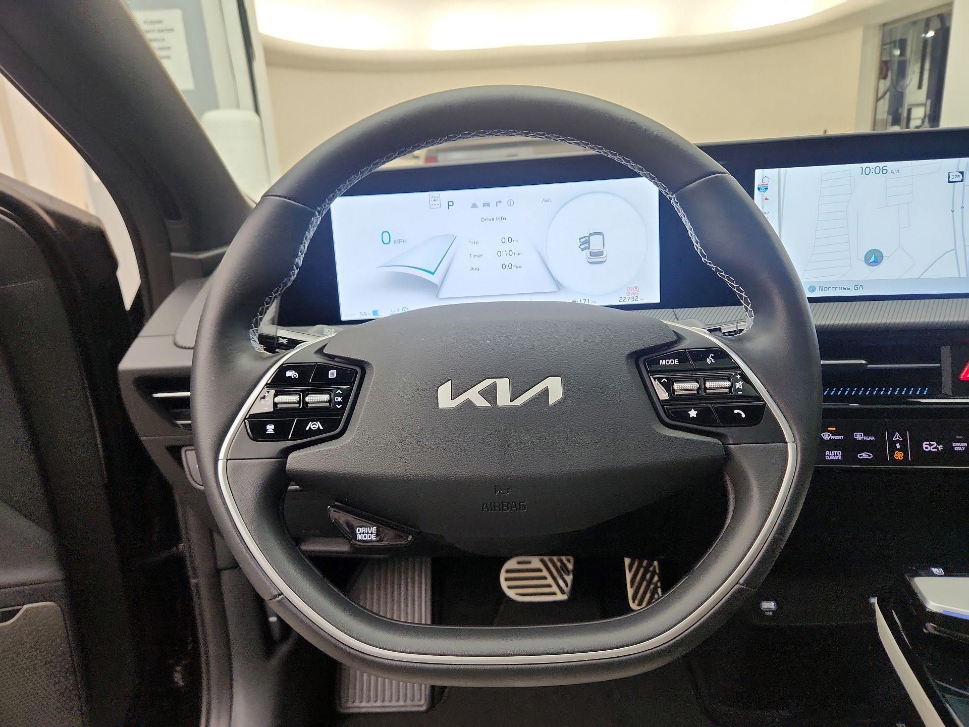 Thumbnail: 2024 Kia EV6 - 10