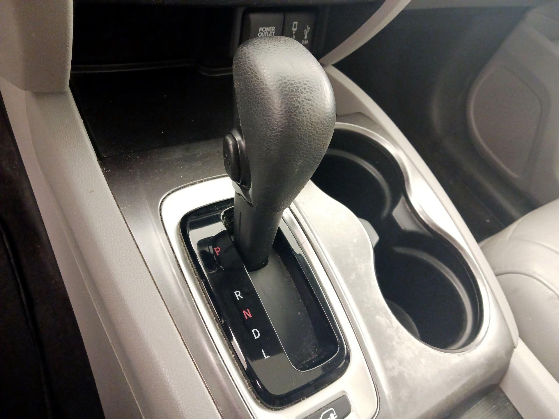 Thumbnail: 2018 Honda Pilot - 17