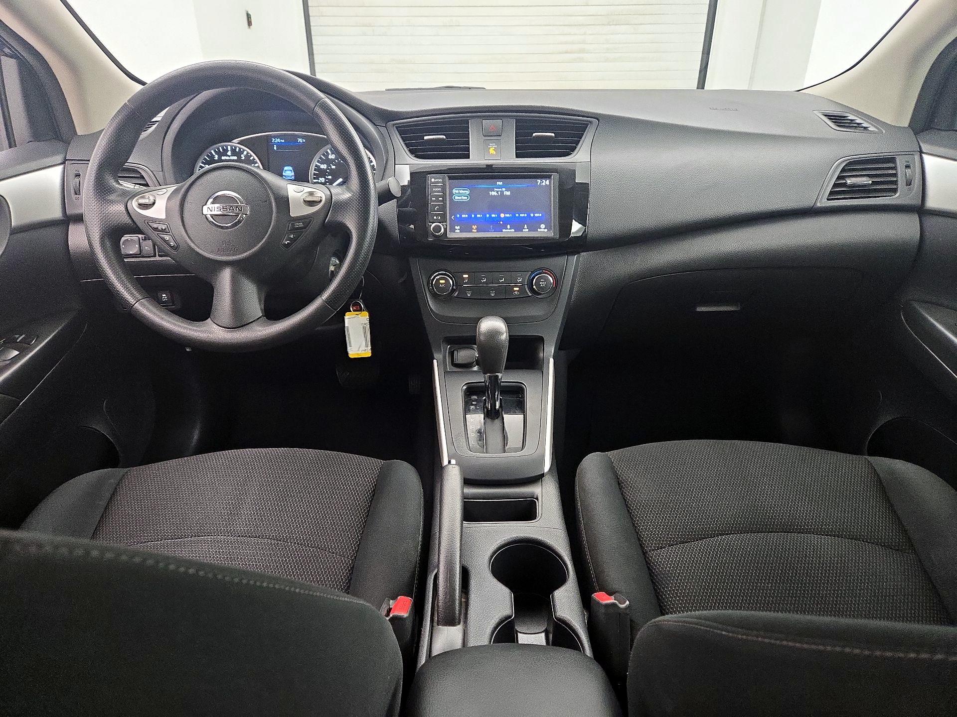 Thumbnail: 2019 Nissan Sentra - 9