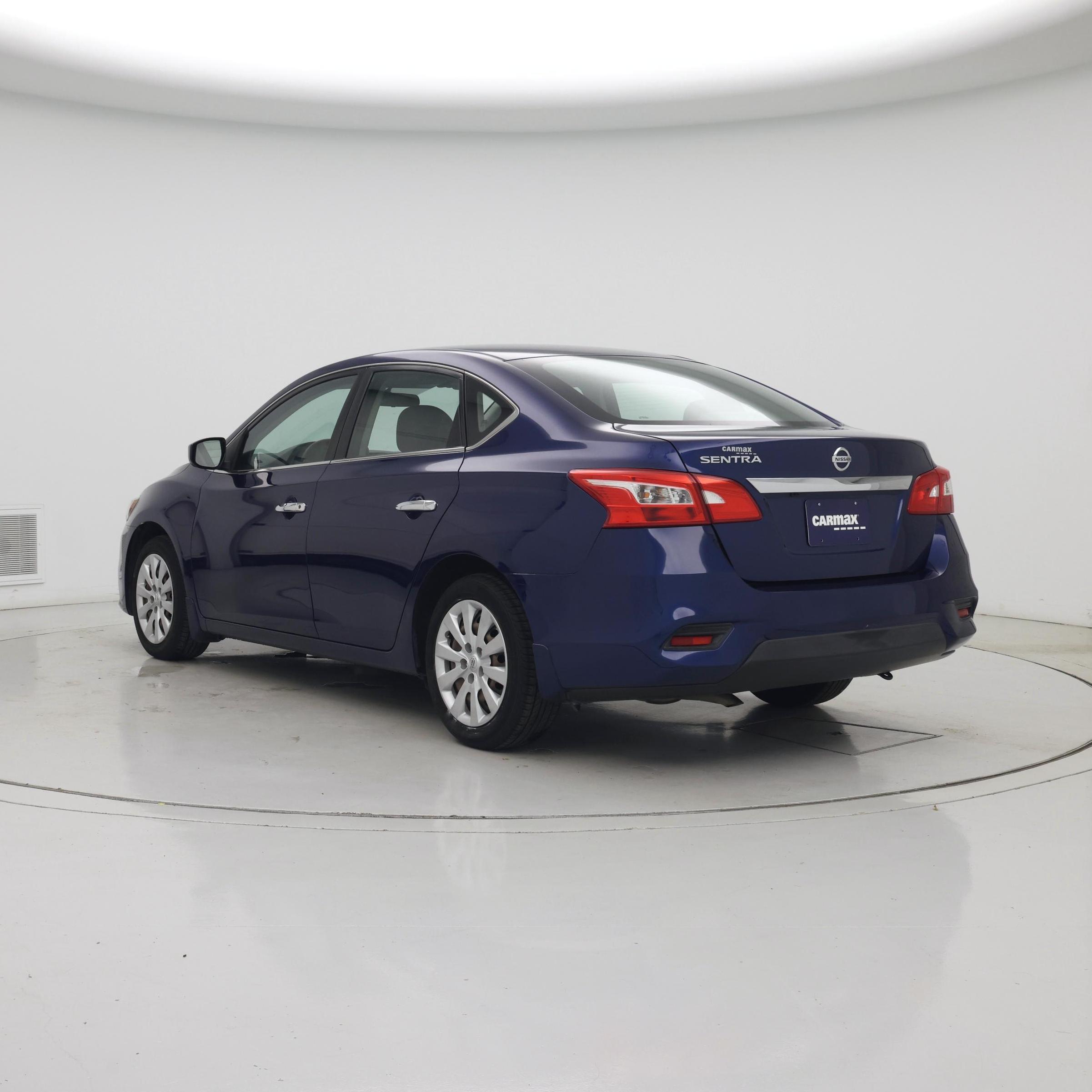 Thumbnail: 2019 Nissan Sentra - 2