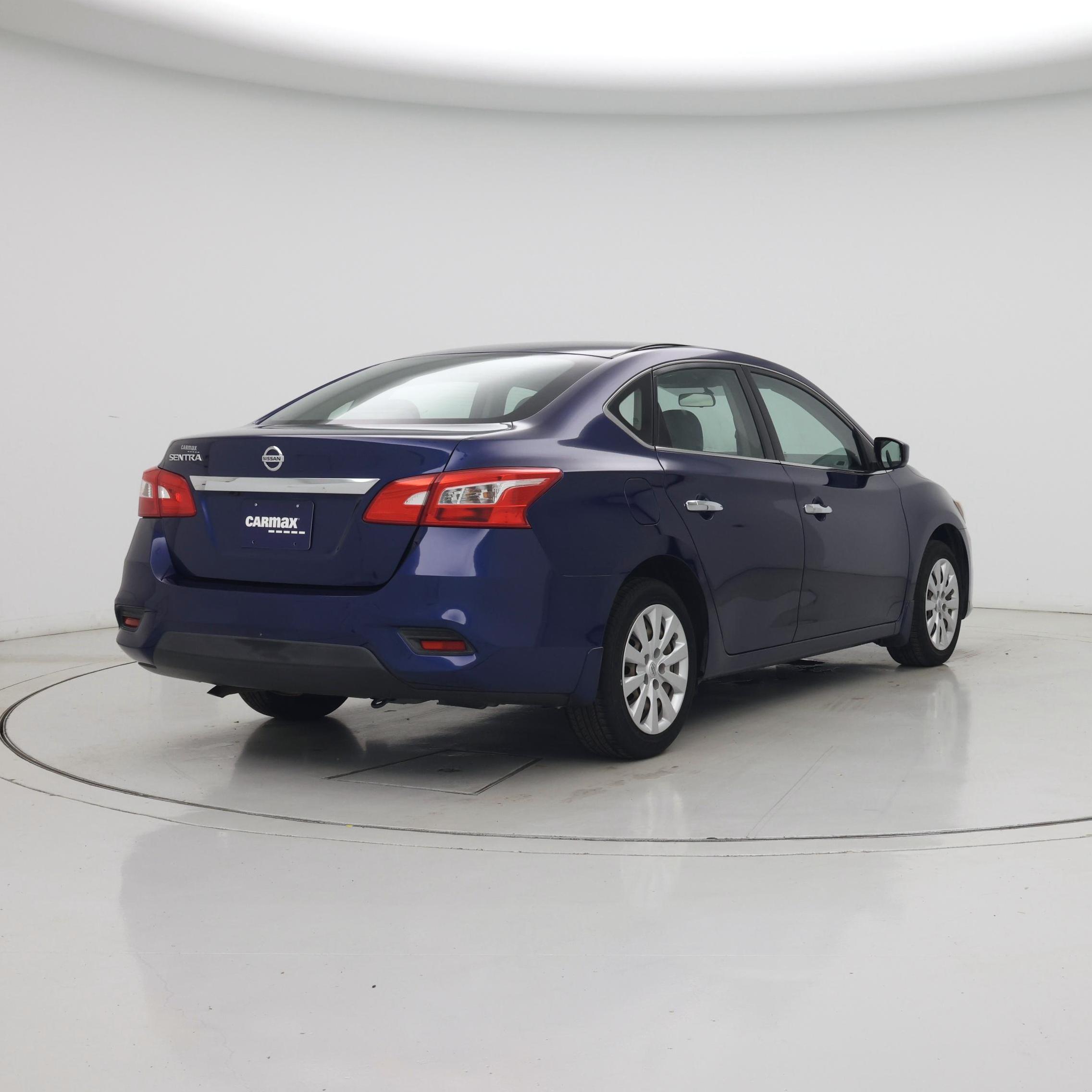Thumbnail: 2019 Nissan Sentra - 8