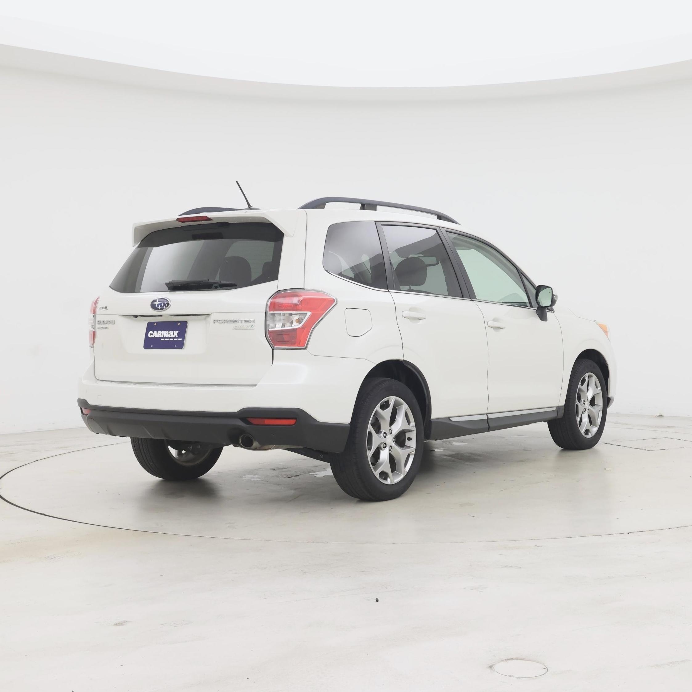 Thumbnail: 2015 Subaru Forester - 8