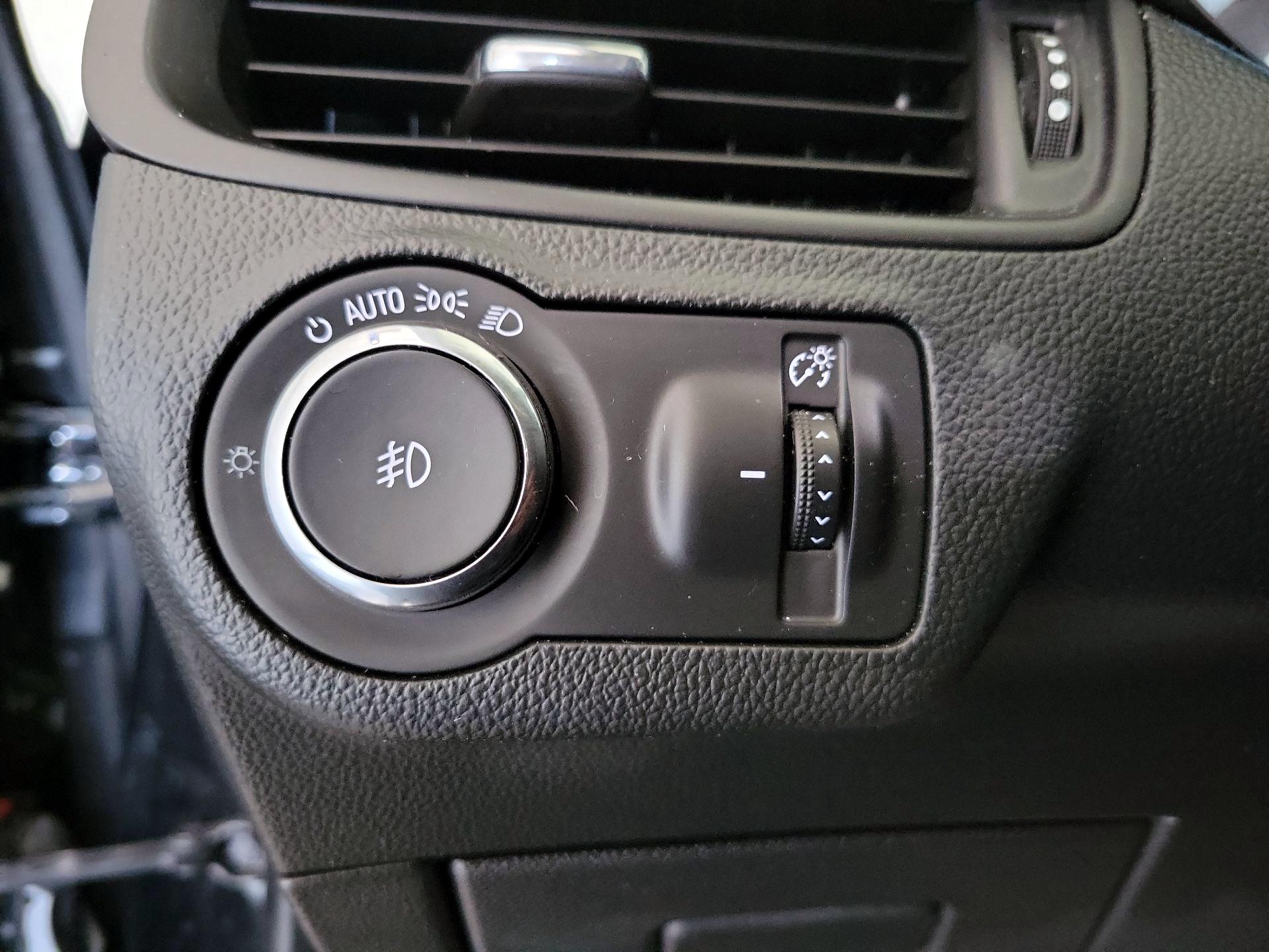 Thumbnail: 2017 Buick Envision - 13