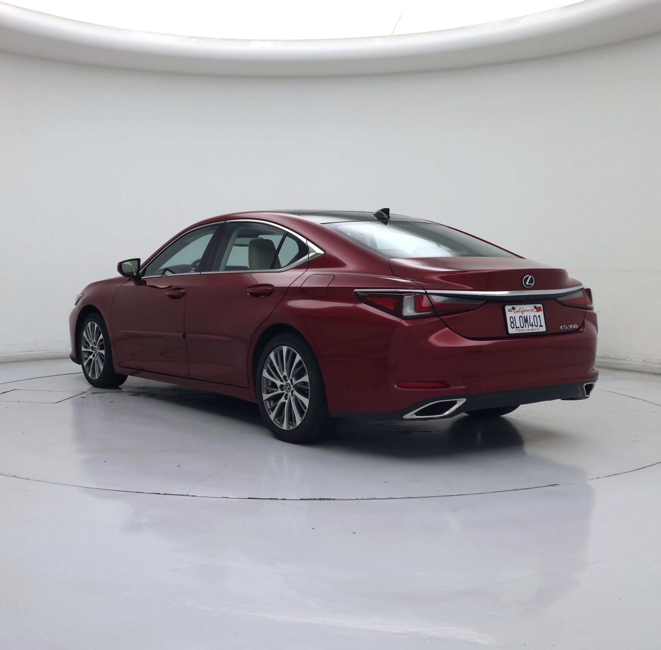 Thumbnail: 2019 Lexus ES - 2