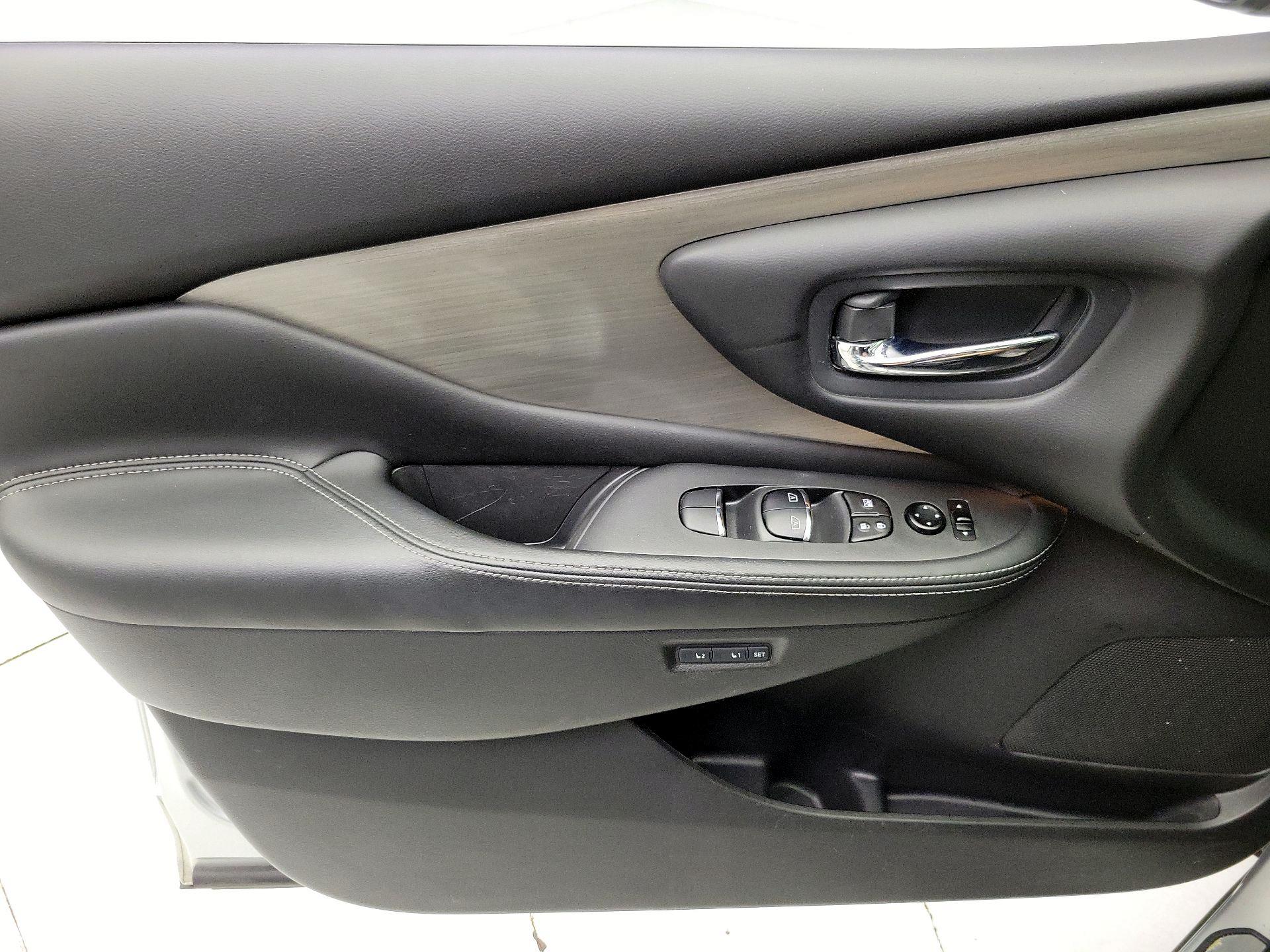 Thumbnail: 2016 Nissan Murano - 12