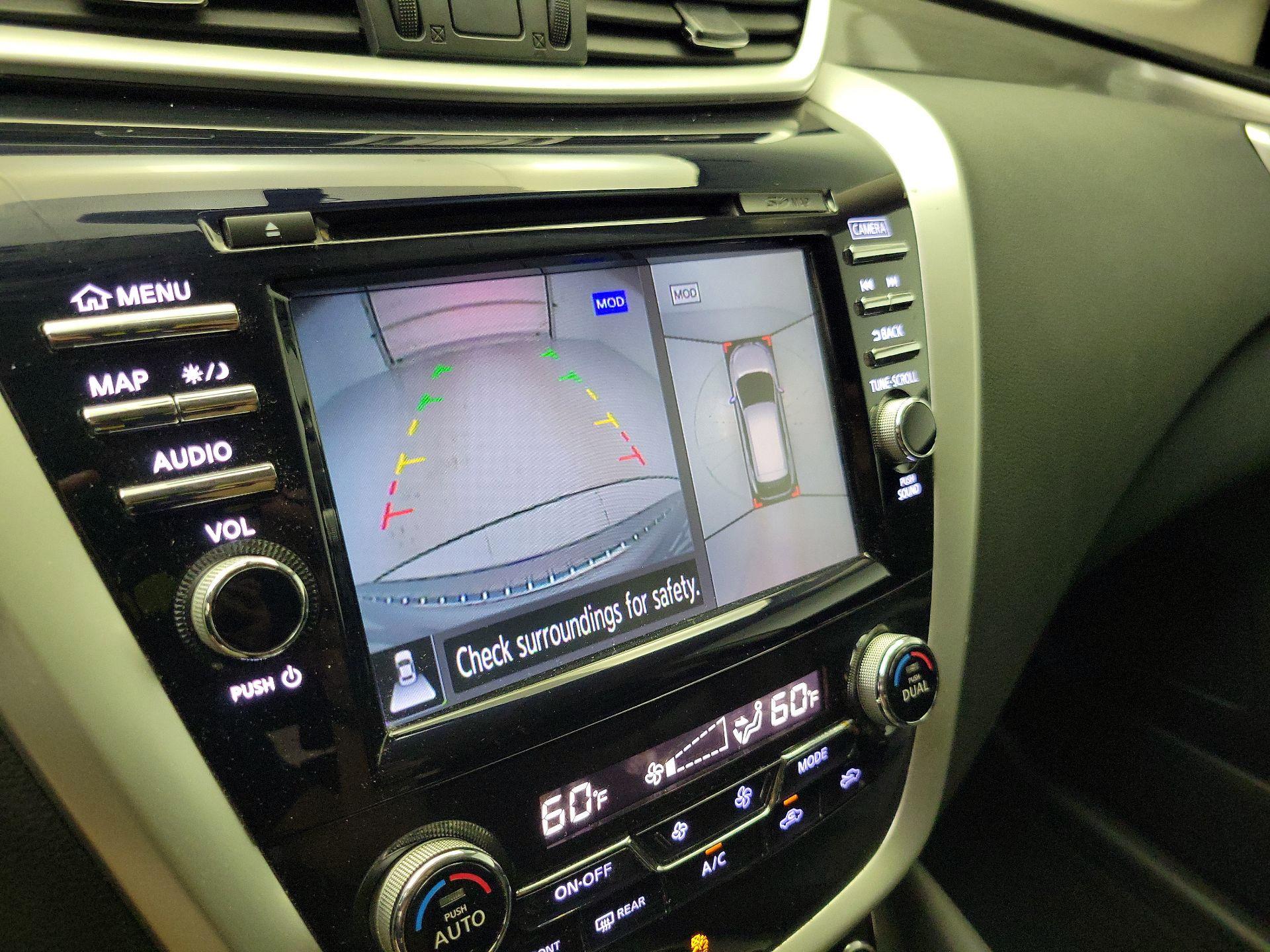 Thumbnail: 2016 Nissan Murano - 15