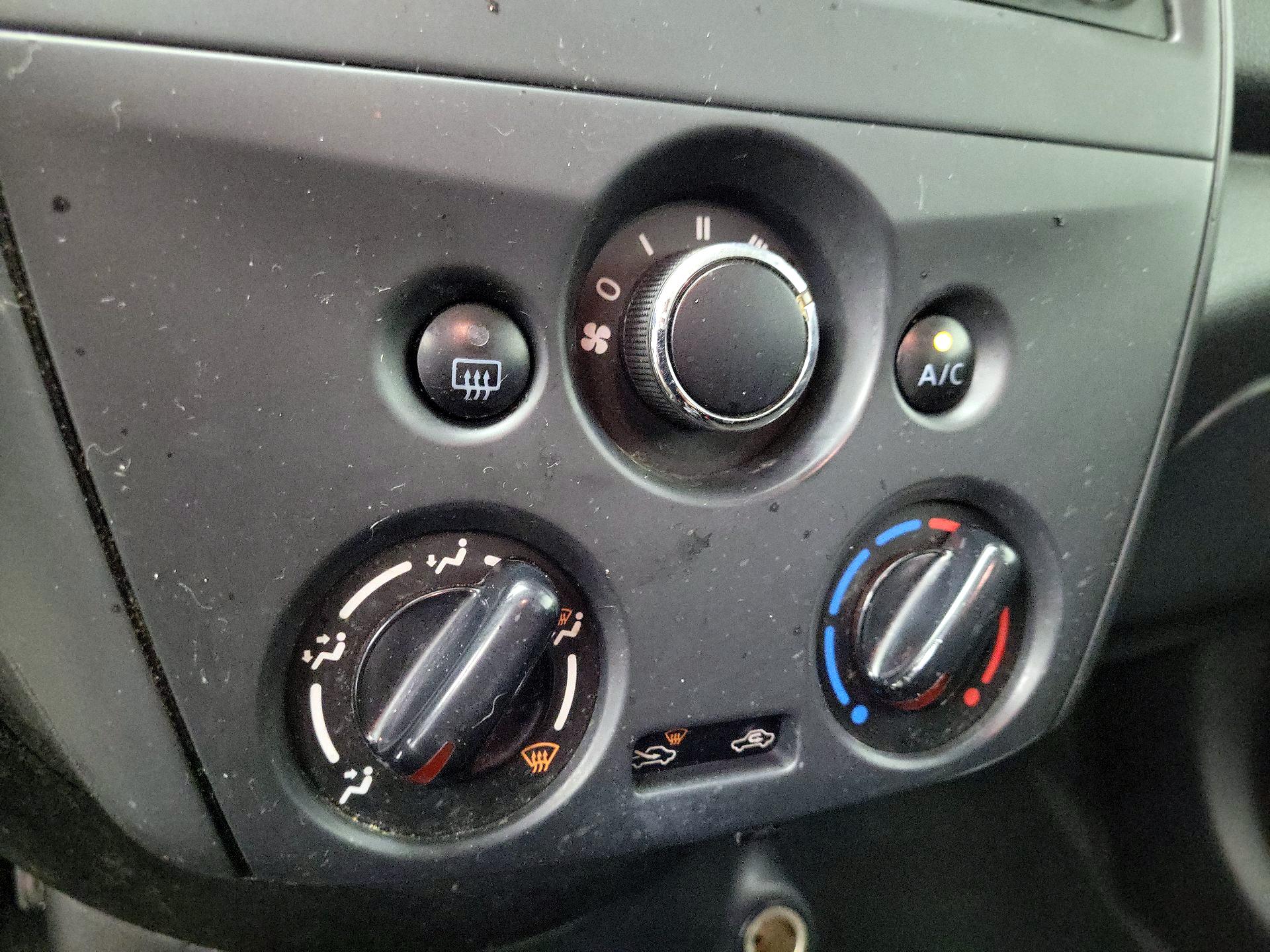 Thumbnail: 2017 Nissan Versa - 15