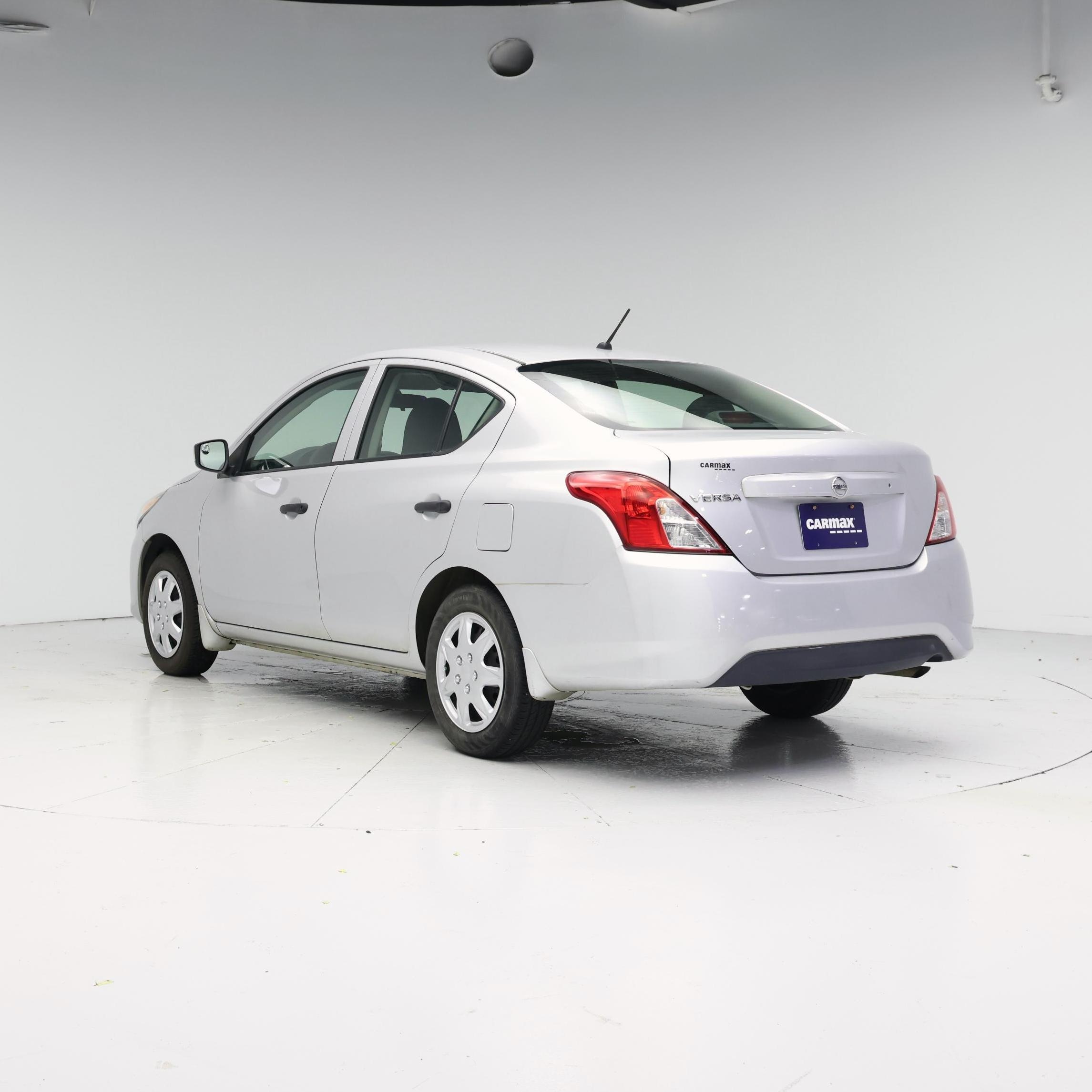 Thumbnail: 2017 Nissan Versa - 2