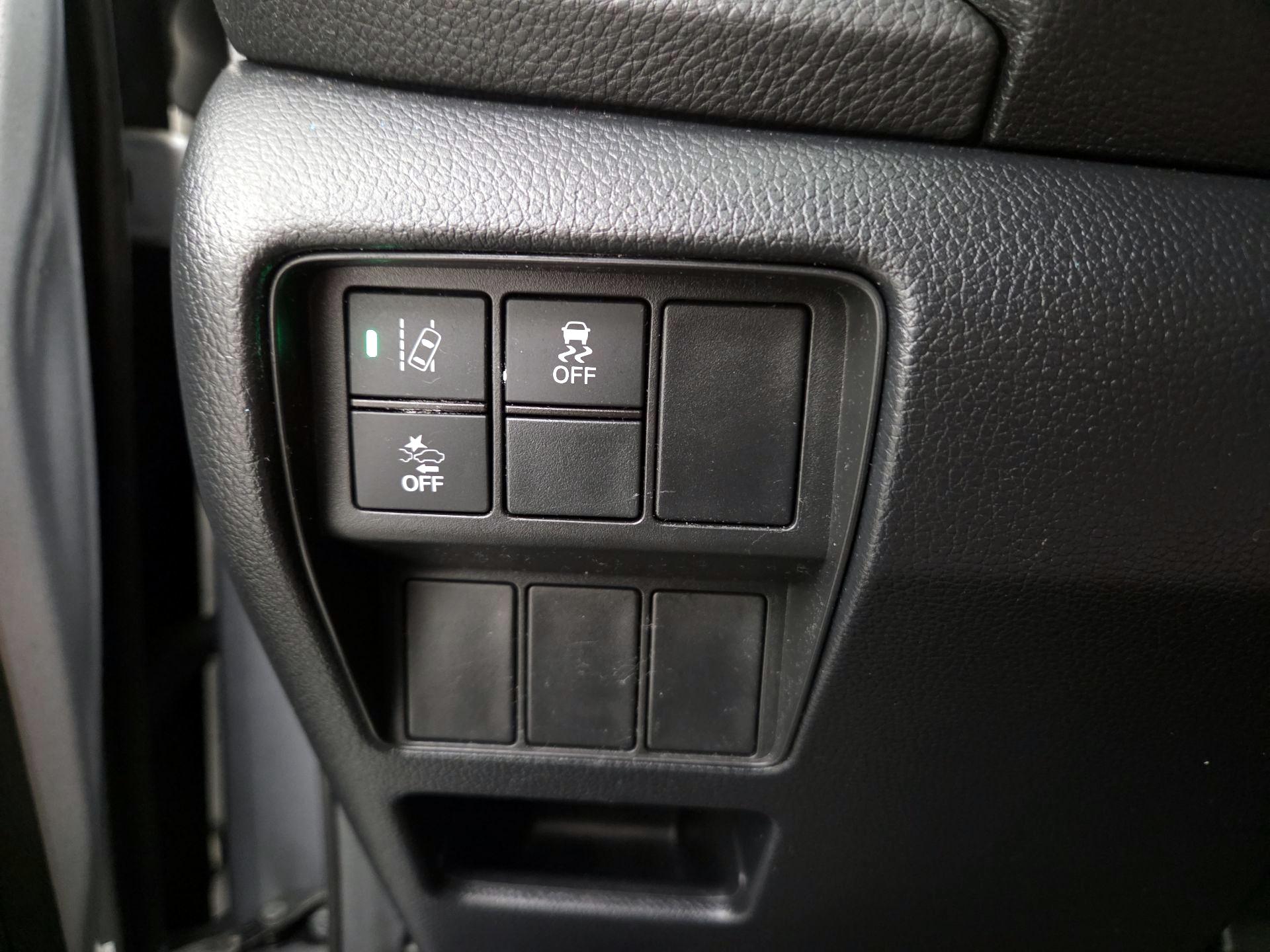 Thumbnail: 2019 Honda CR-V - 13