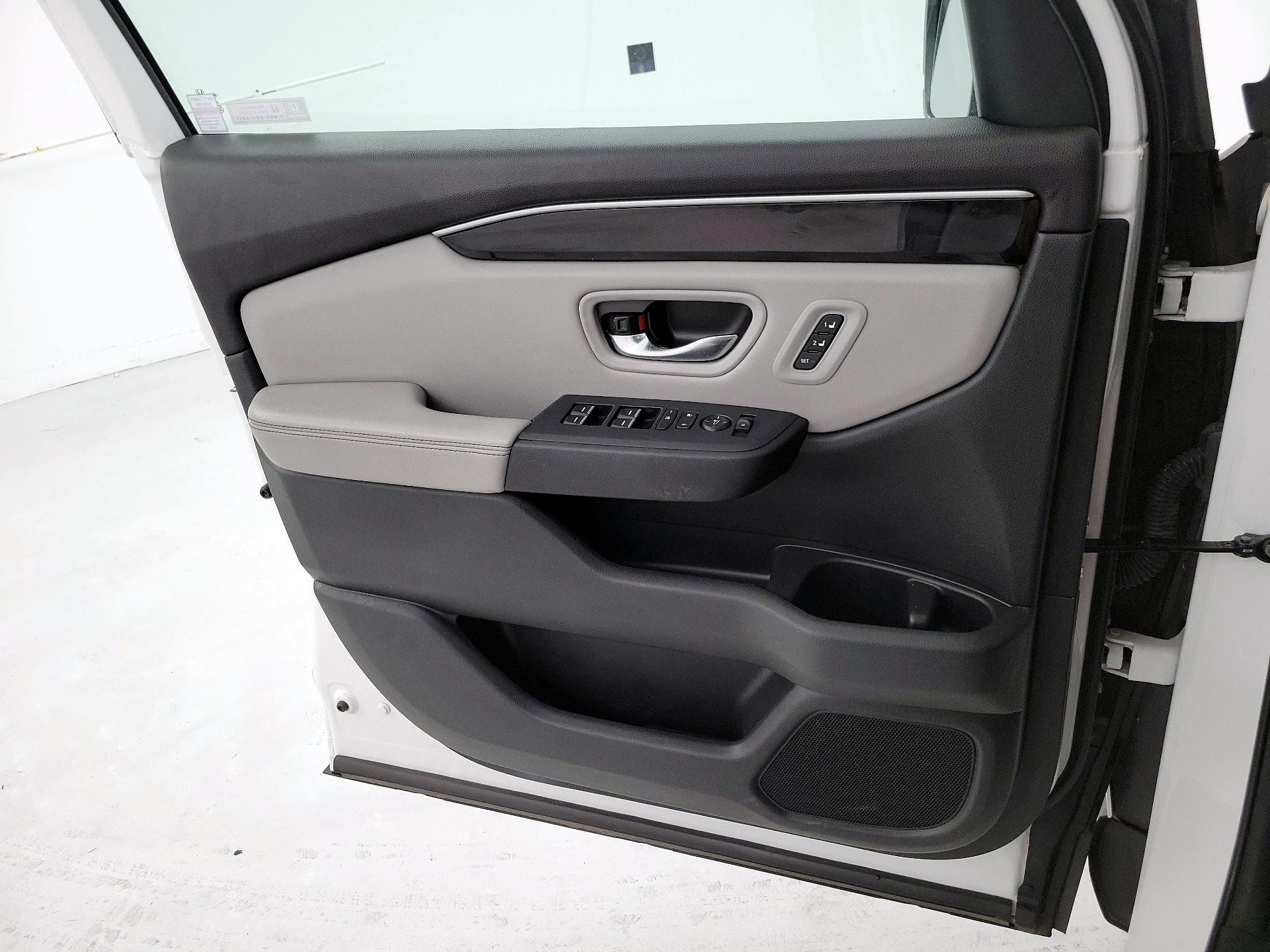 Thumbnail: 2024 Honda Pilot - 10