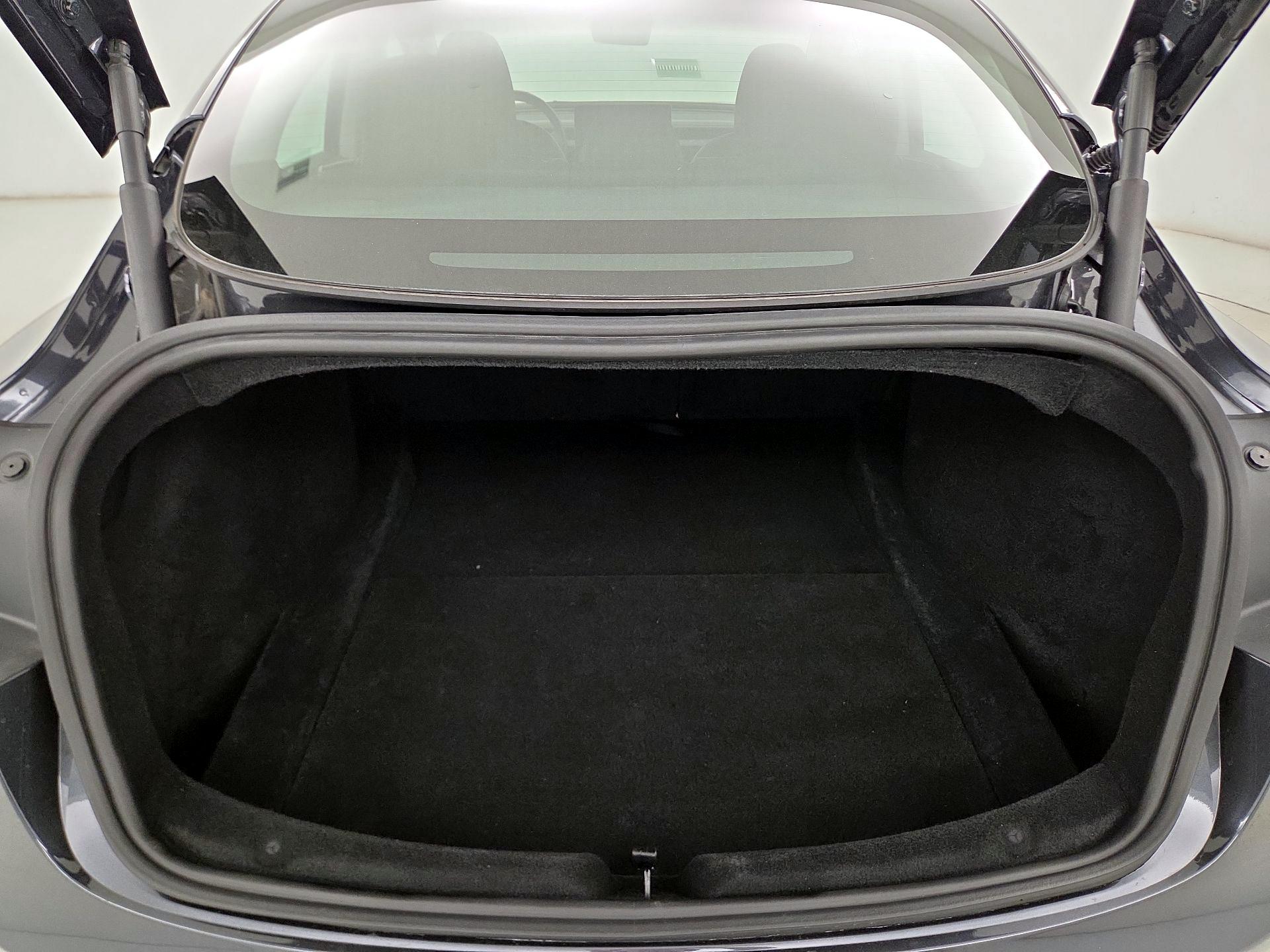 Thumbnail: 2024 Tesla Model 3 - 20