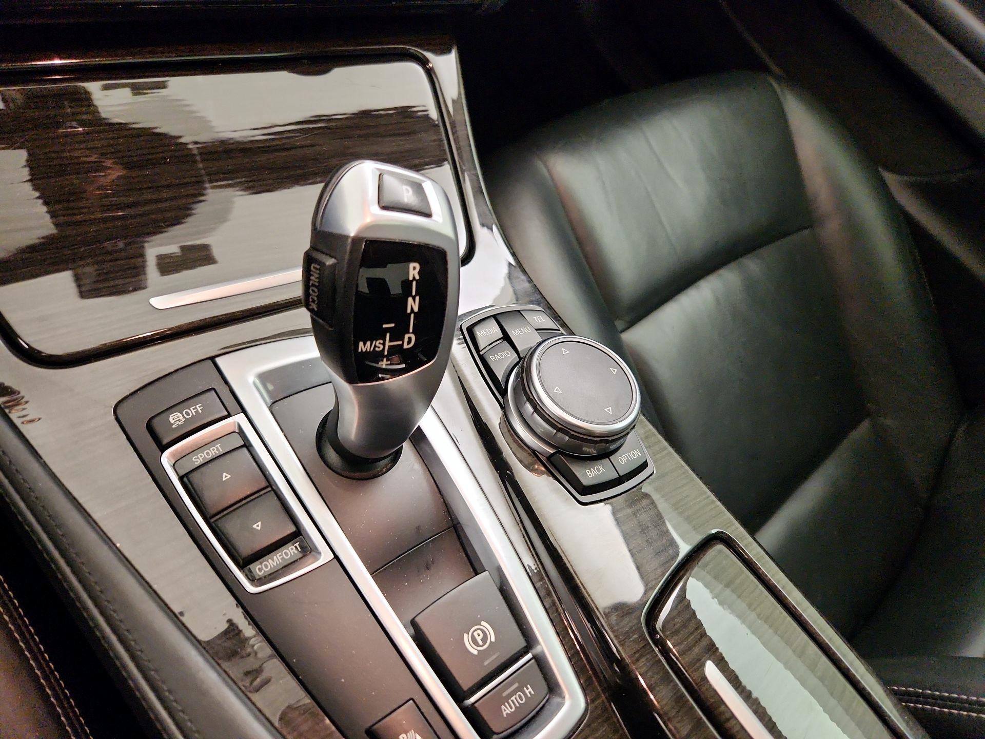 Thumbnail: 2015 BMW 5 Series - 18