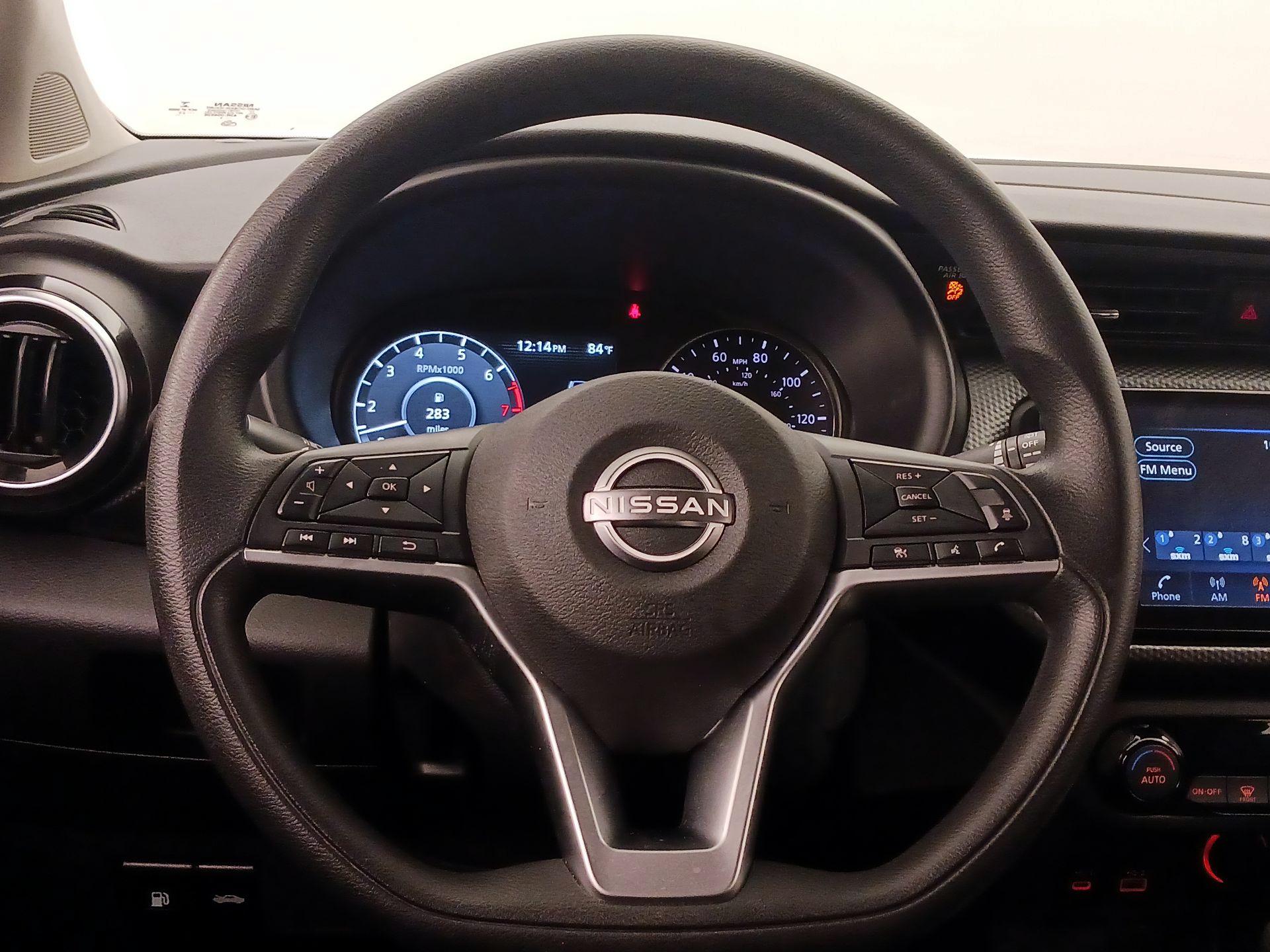 Thumbnail: 2022 Nissan Kicks - 10