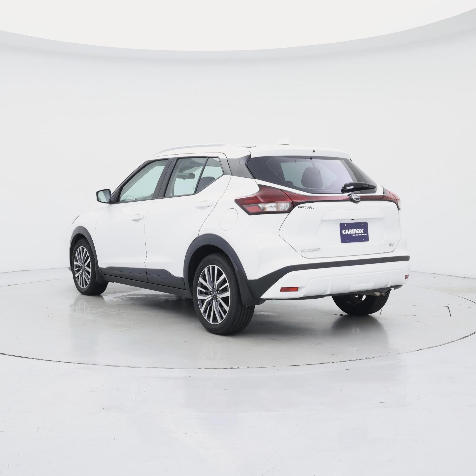Thumbnail: 2022 Nissan Kicks - 2