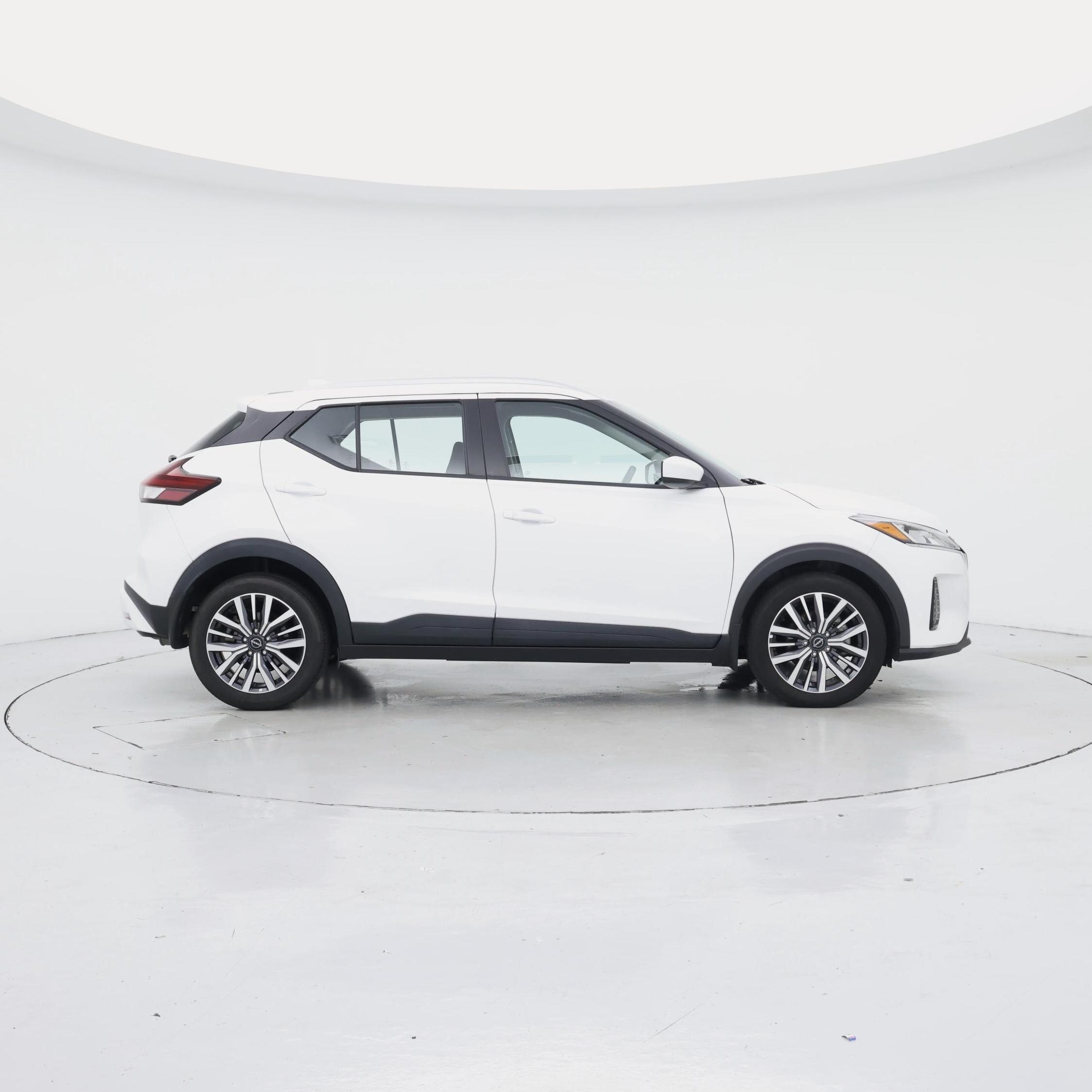 Thumbnail: 2022 Nissan Kicks - 7