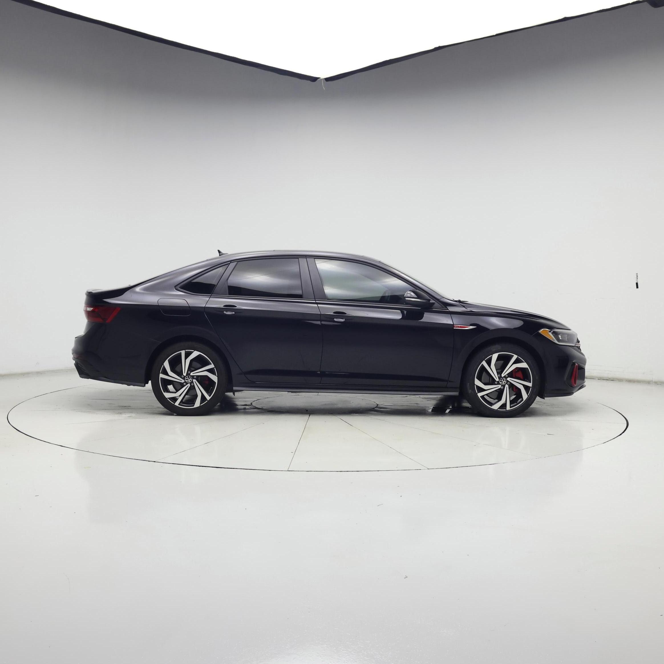 Thumbnail: 2024 Volkswagen Jetta - 3