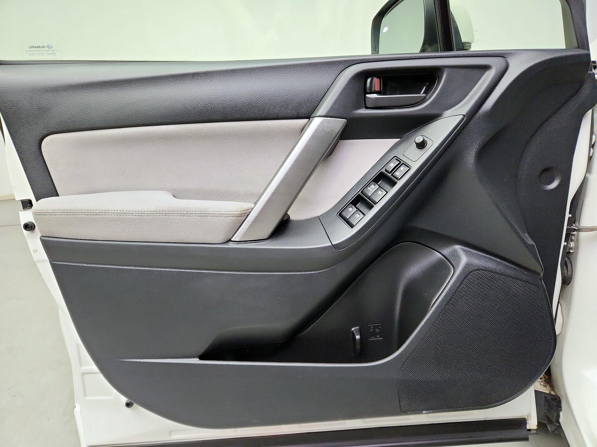 Thumbnail: 2014 Subaru Forester - 10