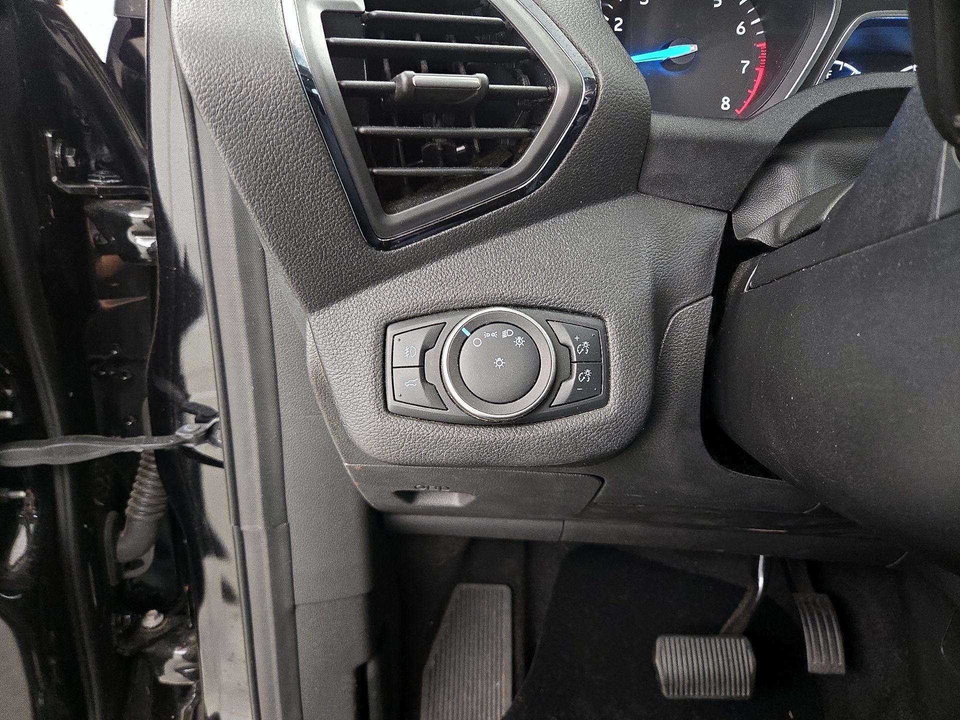 Thumbnail: 2019 Ford Escape - 13