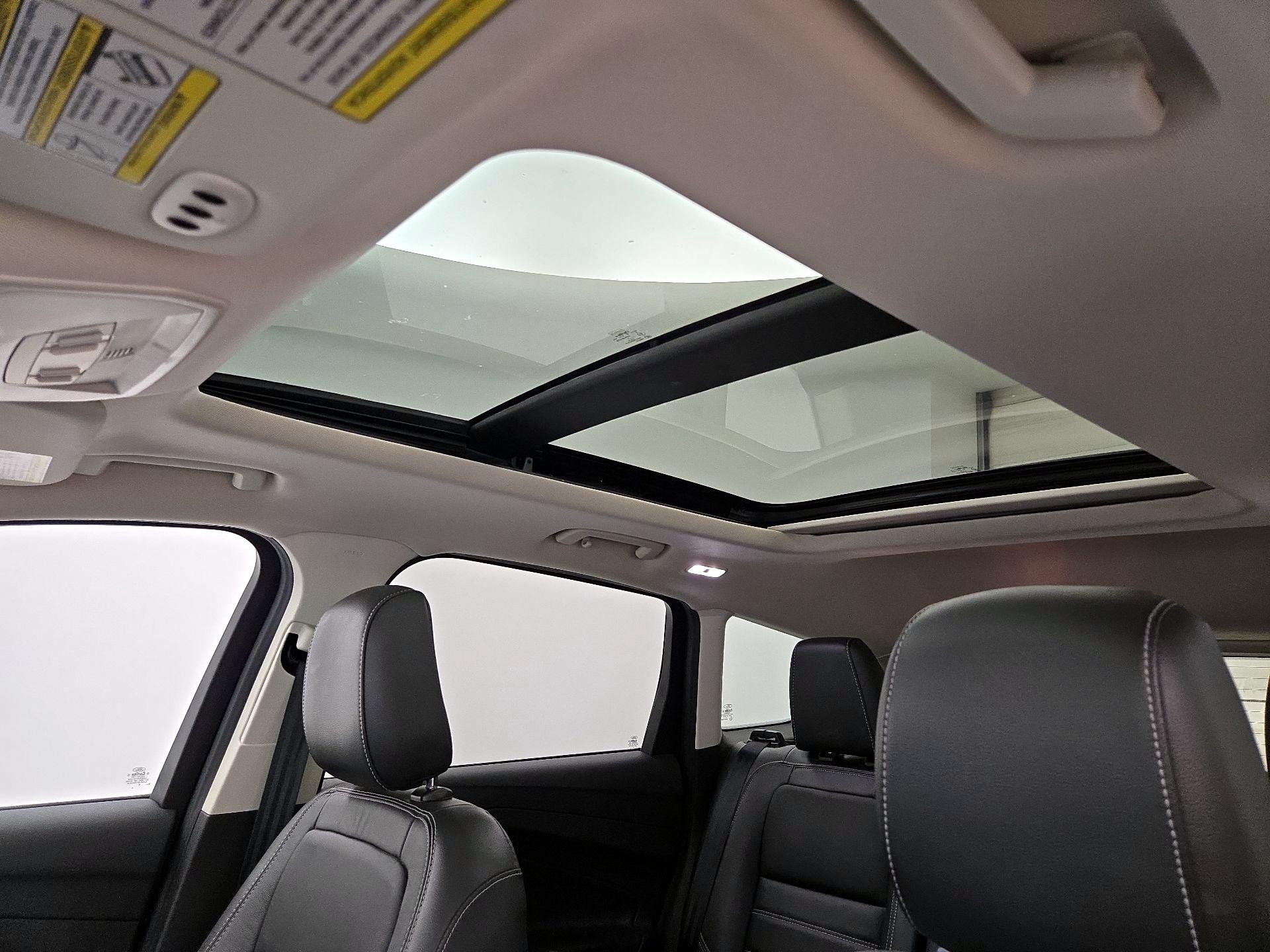 Thumbnail: 2019 Ford Escape - 20