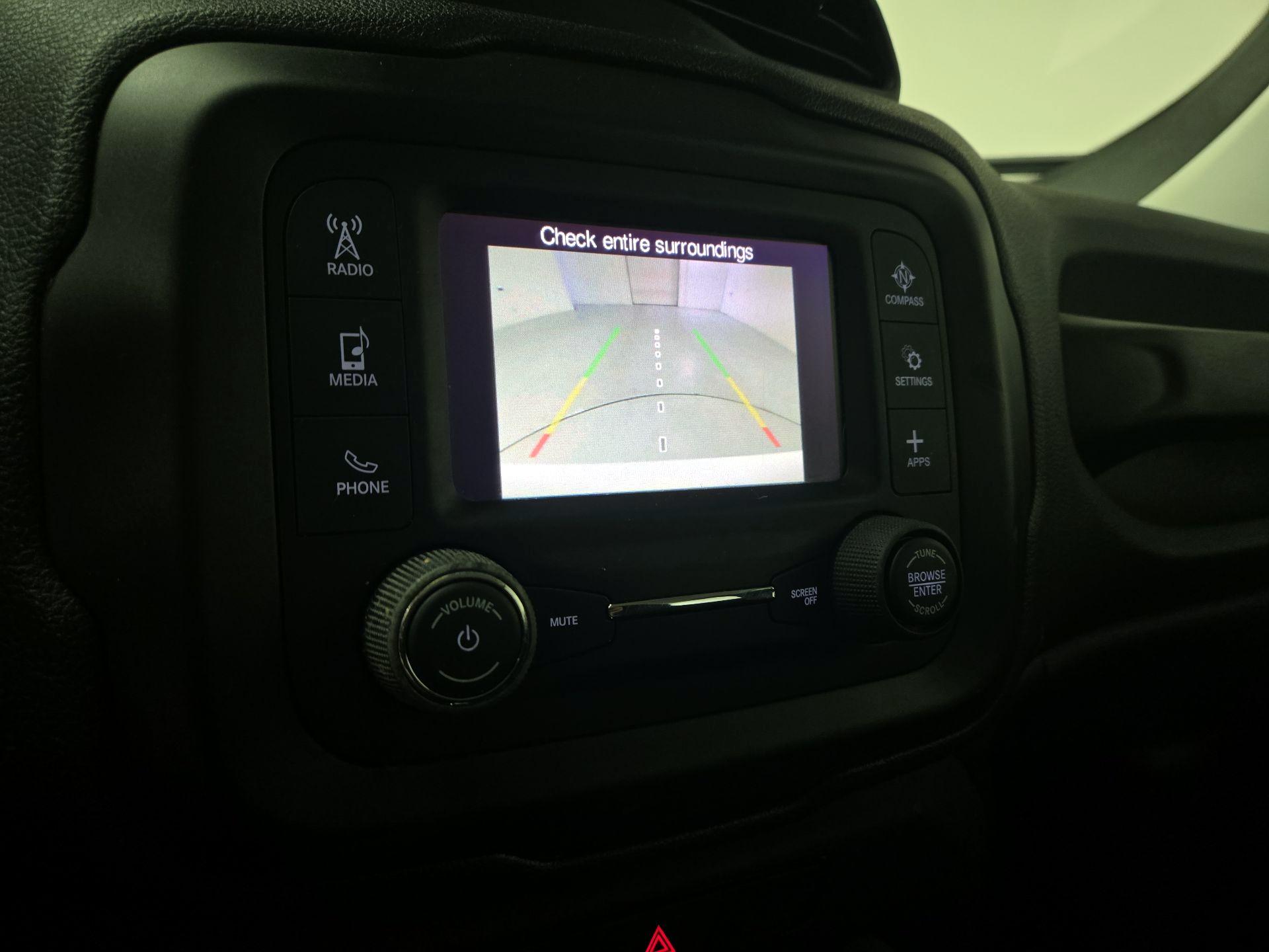Thumbnail: 2018 Jeep Renegade - 14