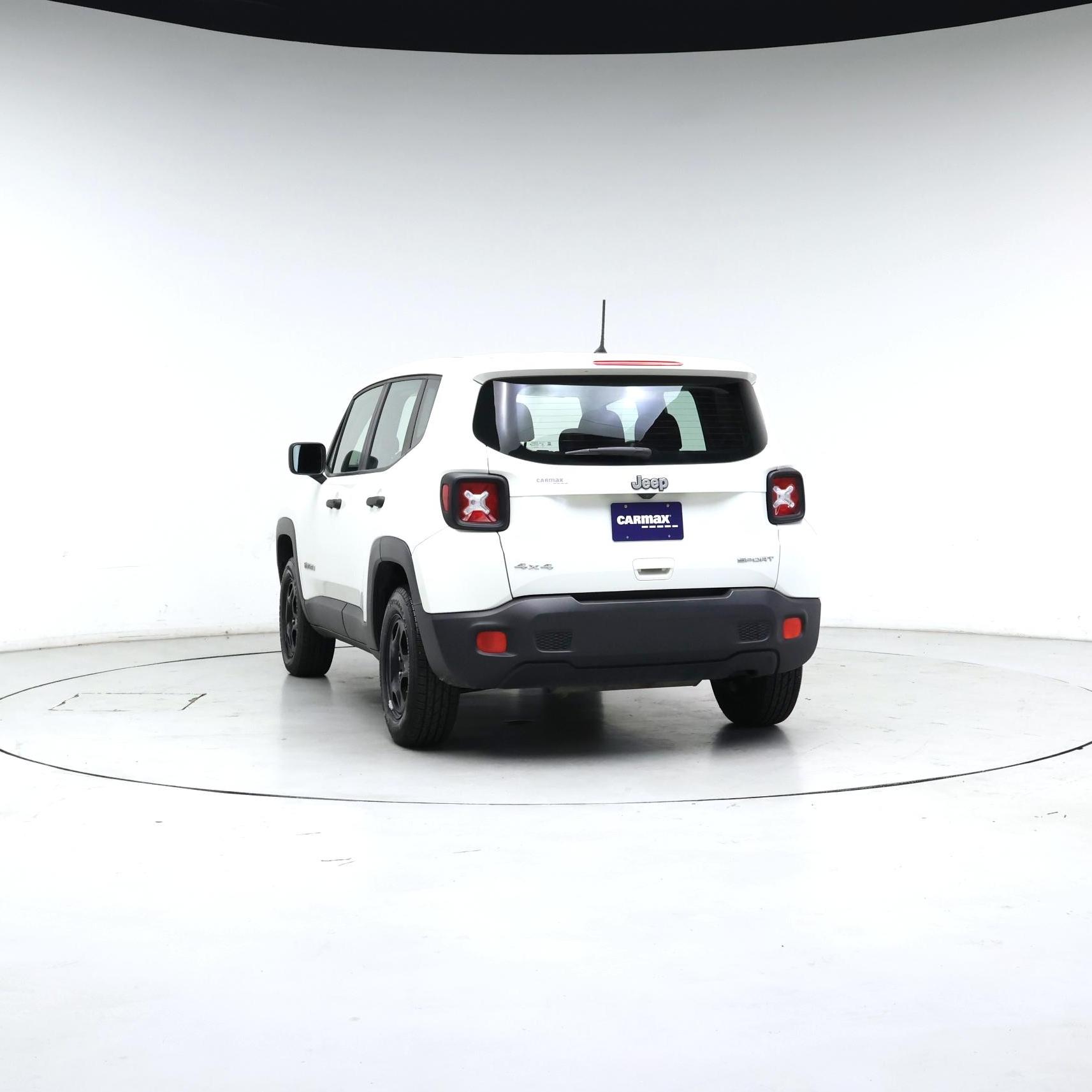 Thumbnail: 2018 Jeep Renegade - 8