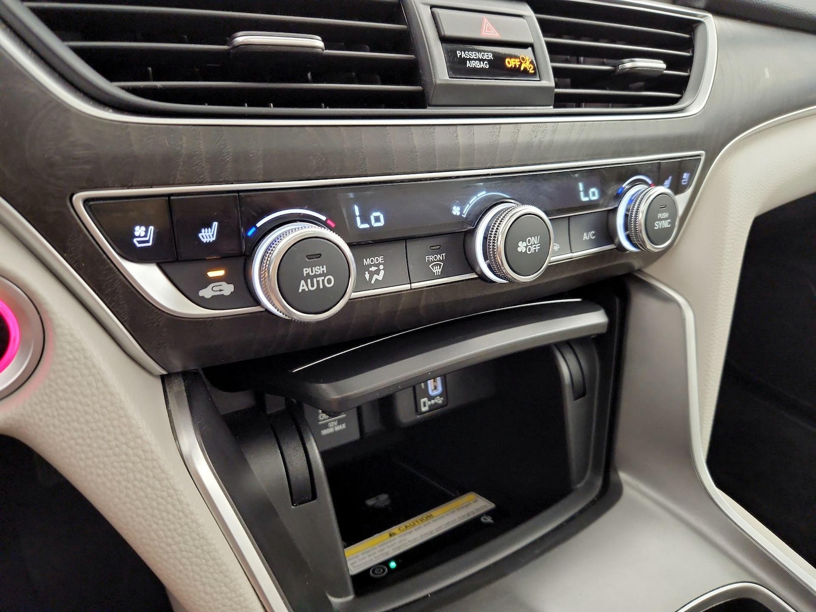 2020 Honda Accord Hybrid Touring - Photo 17